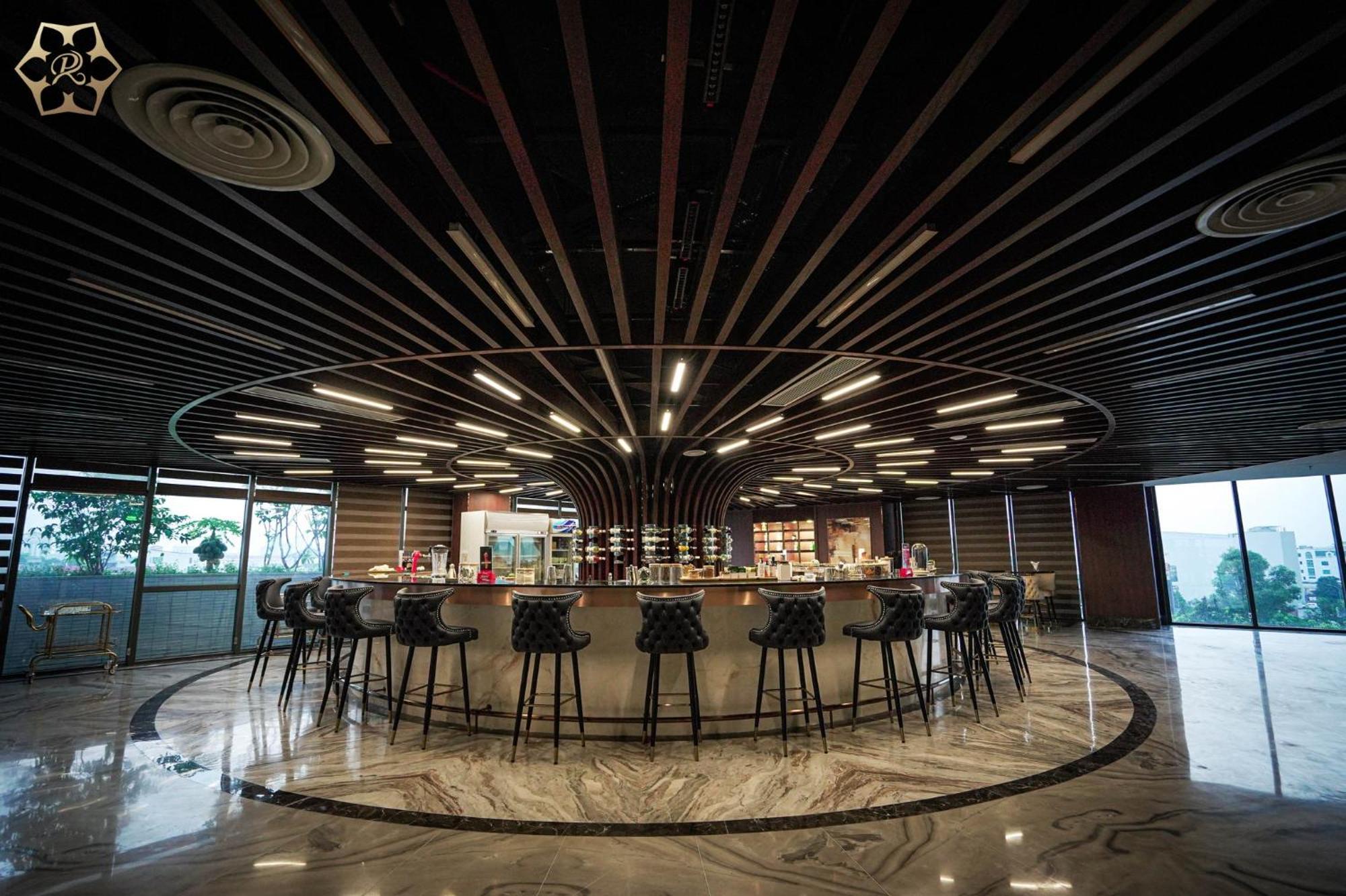 Cua Dong Luxury Vinh