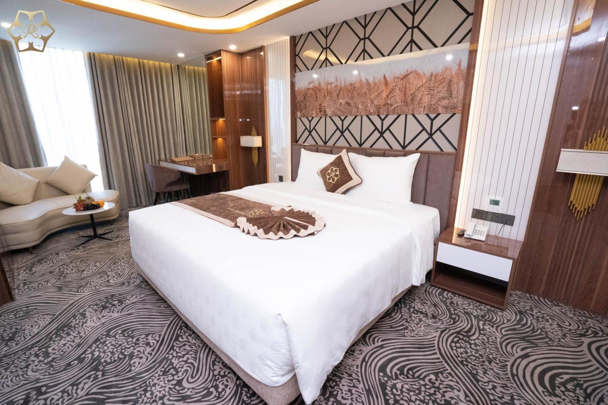 Hotel Cua Dong Luxury Vinh
