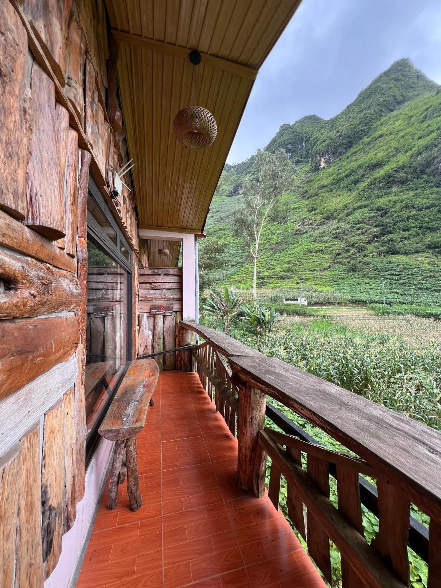 O'chau Ha Giang lều