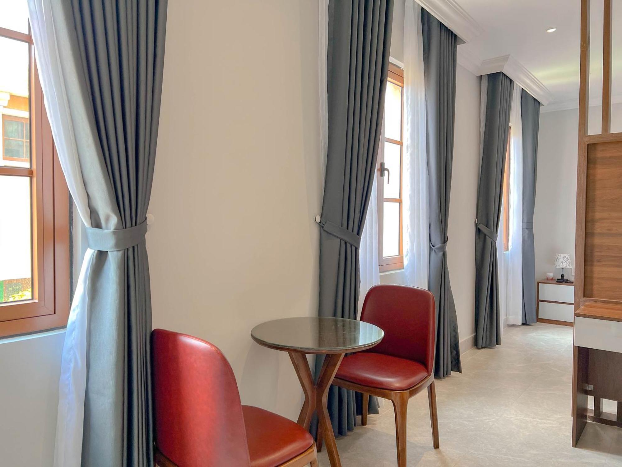 Aparthotel Linda - Sunset Town -