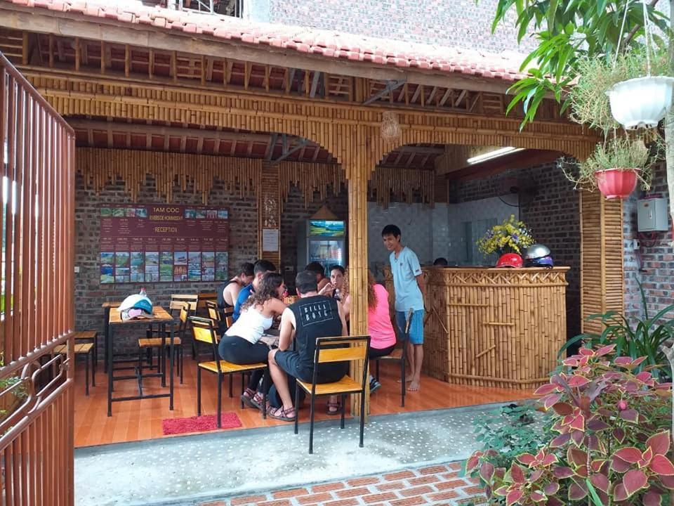 Homestay Tam Coc Riverside *