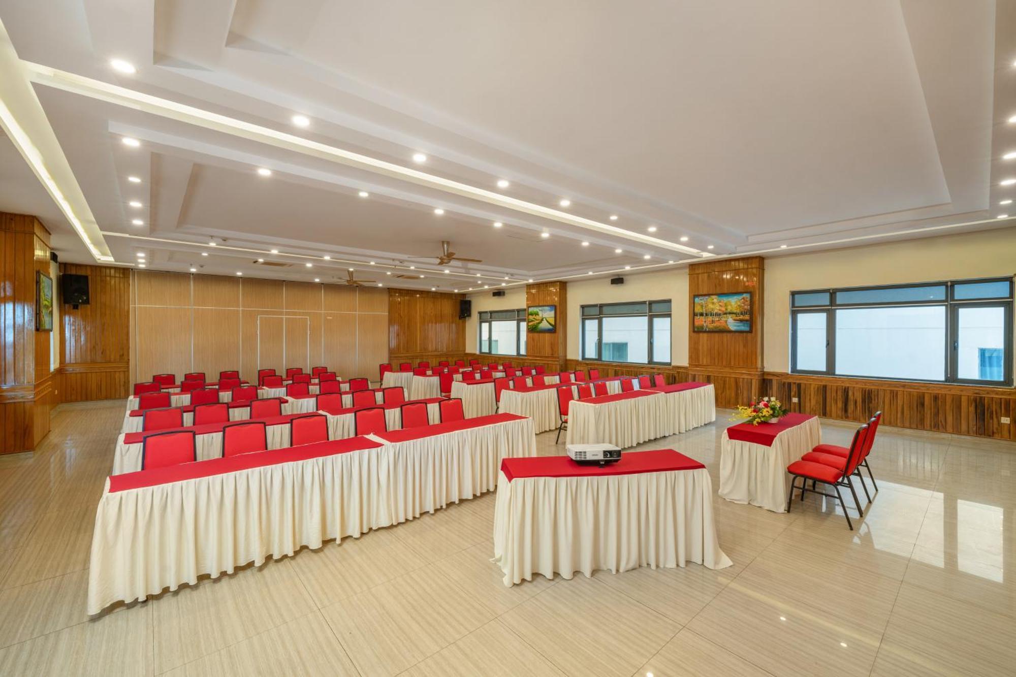 Hotel Golden Sea 3 4*