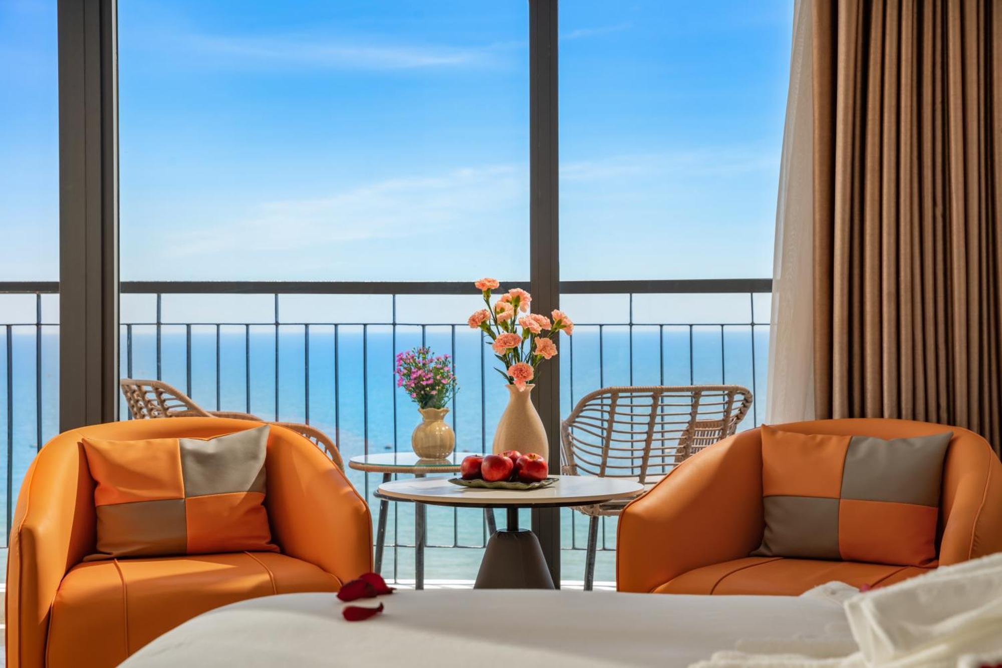 Hotel Golden Sea 3 4*