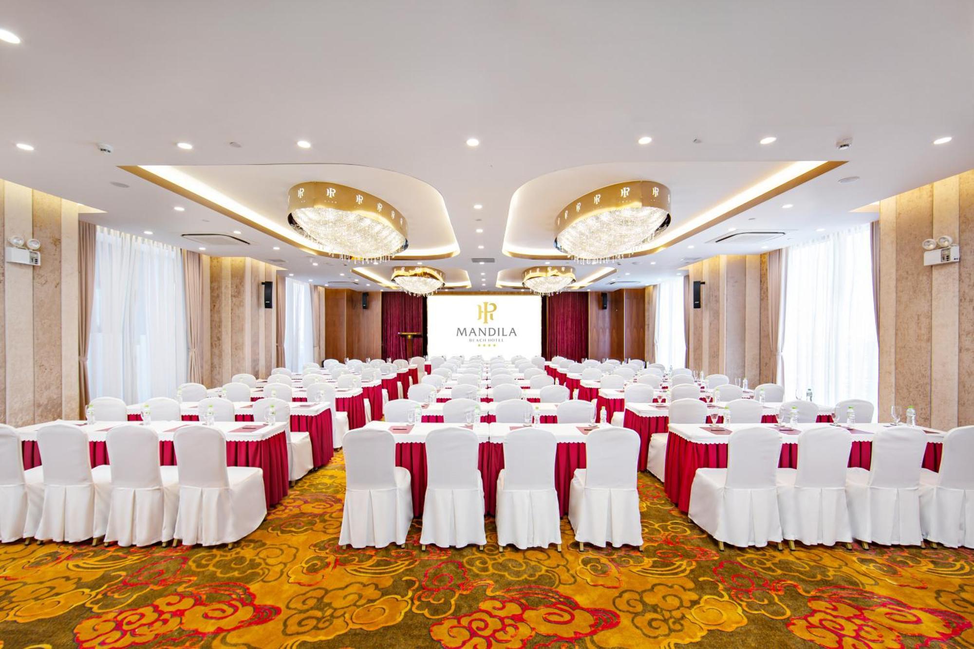 Hotel Mandila 4*