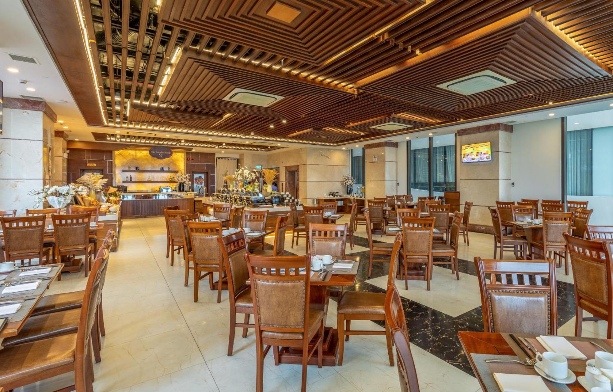 Hotel Mandila 4*