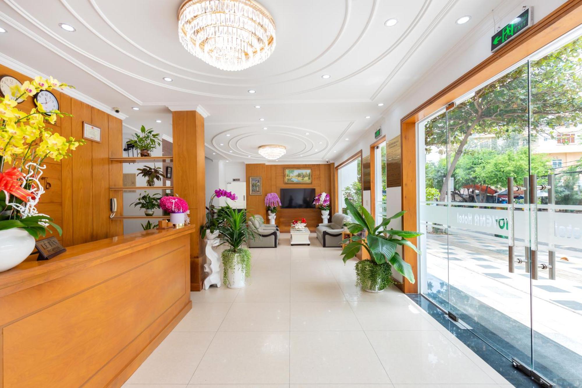 Hotel Novena 2*