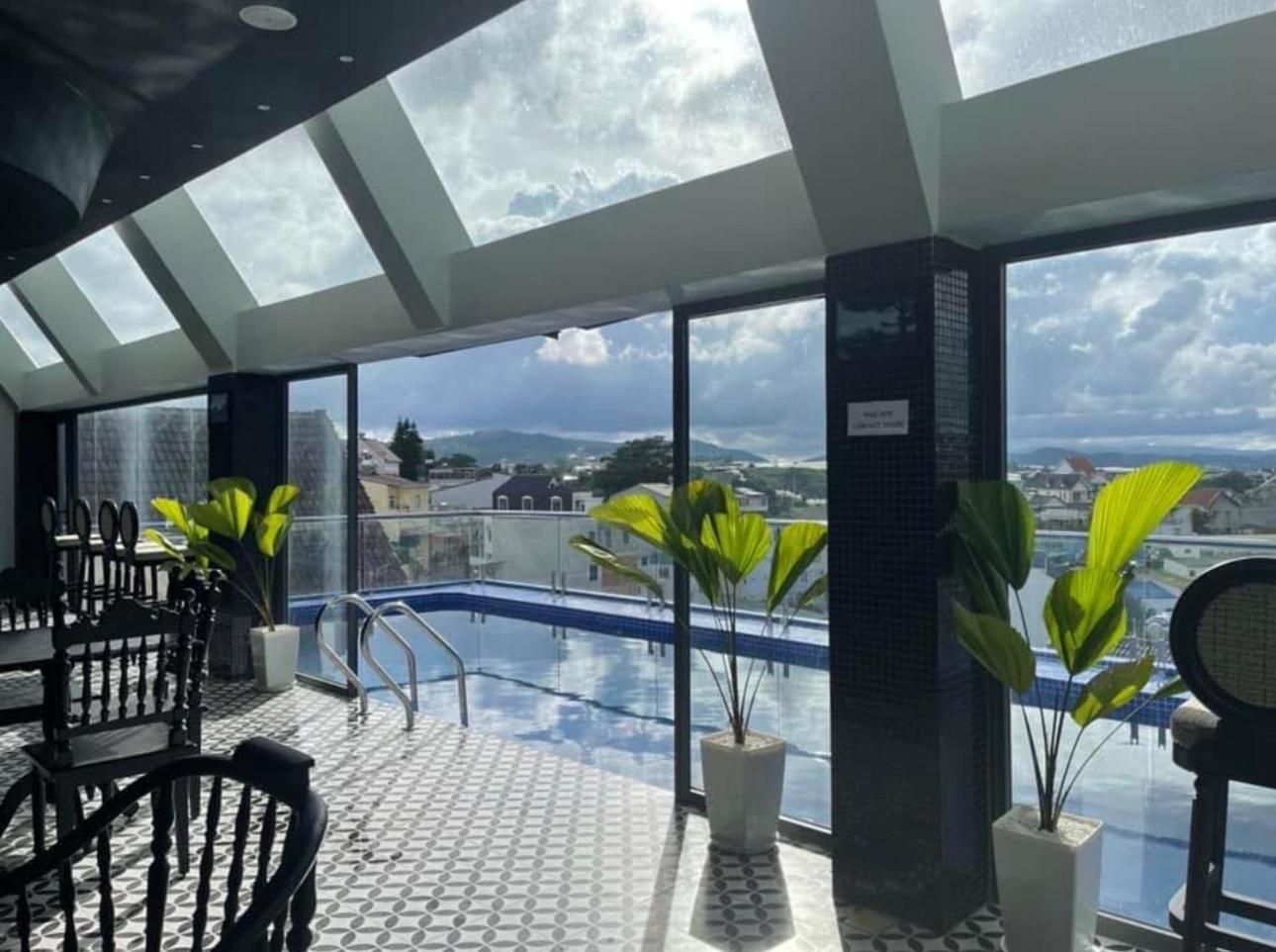 Ttr Skypool View 3* Da Lat