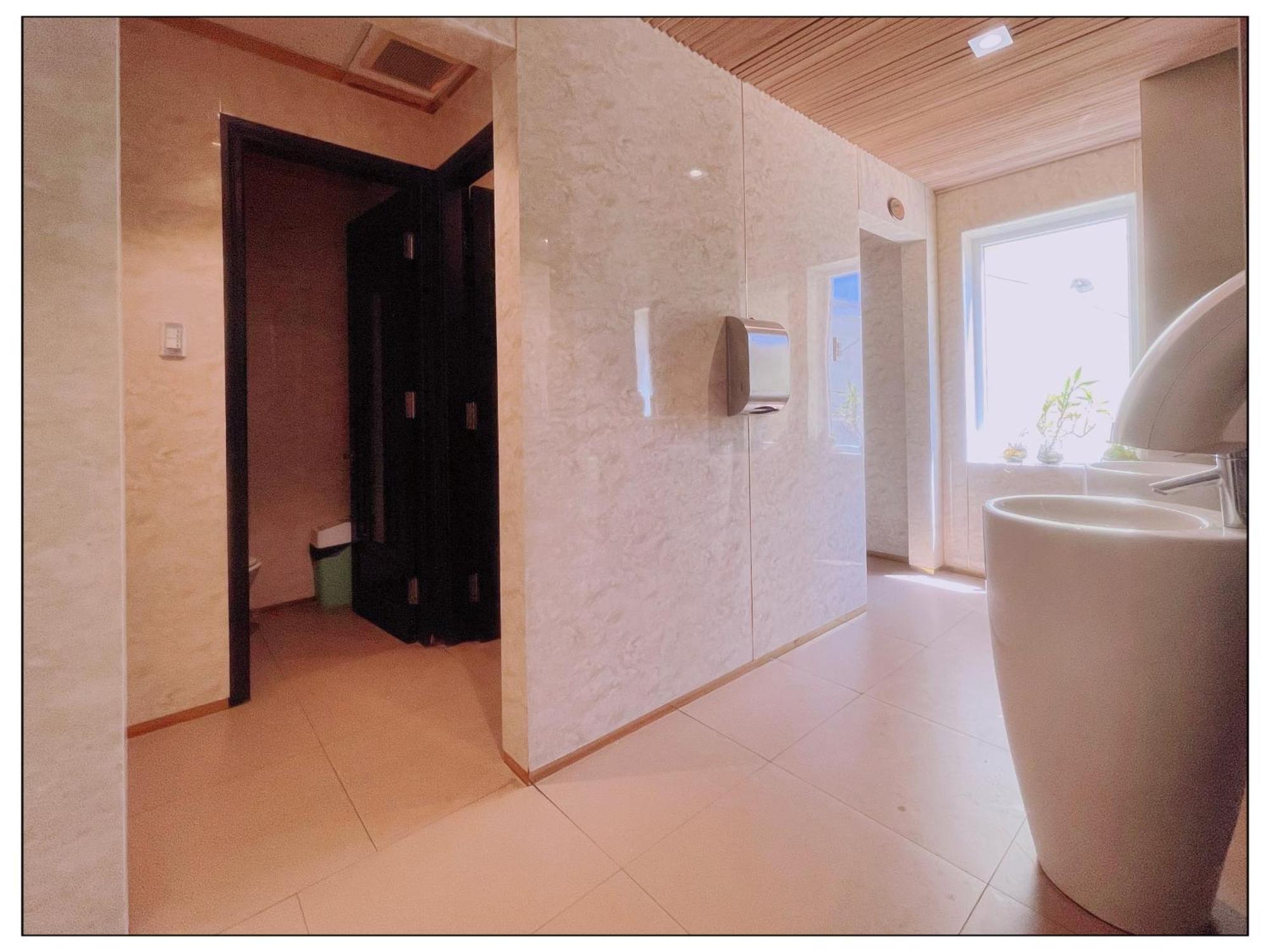 Hotel Adina 3 Star