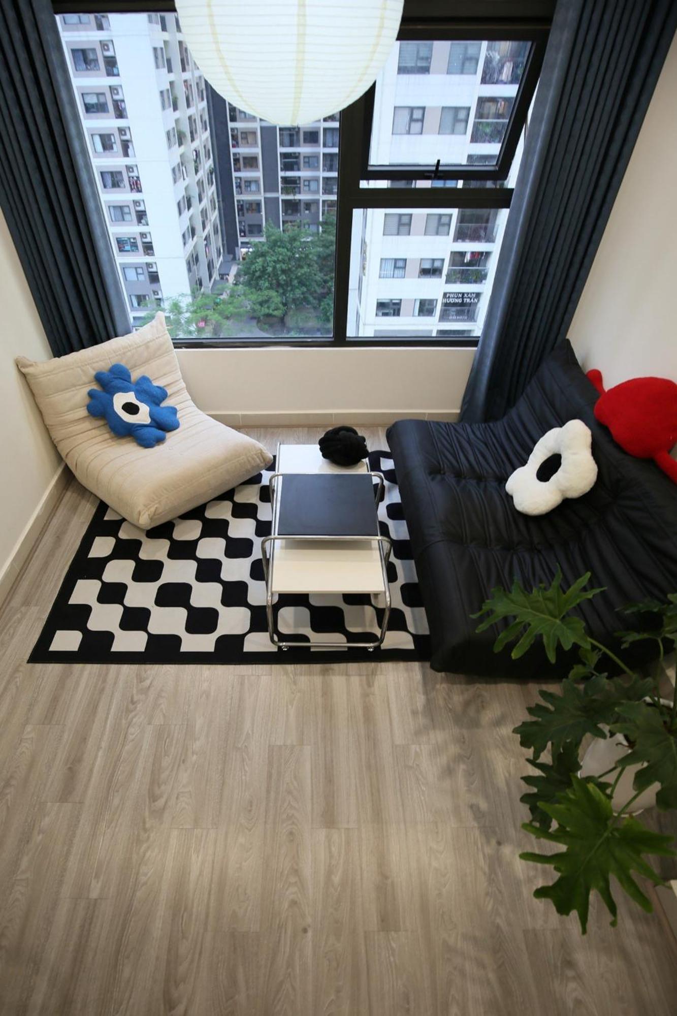 1br Vinhomes Balcony! Bauhaus Style Cozy House Hanoi