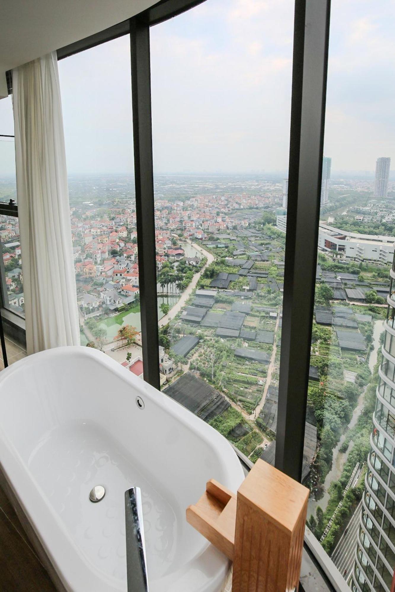 3br Ecopark Onsen! Balcony View Free Pool Apartment *