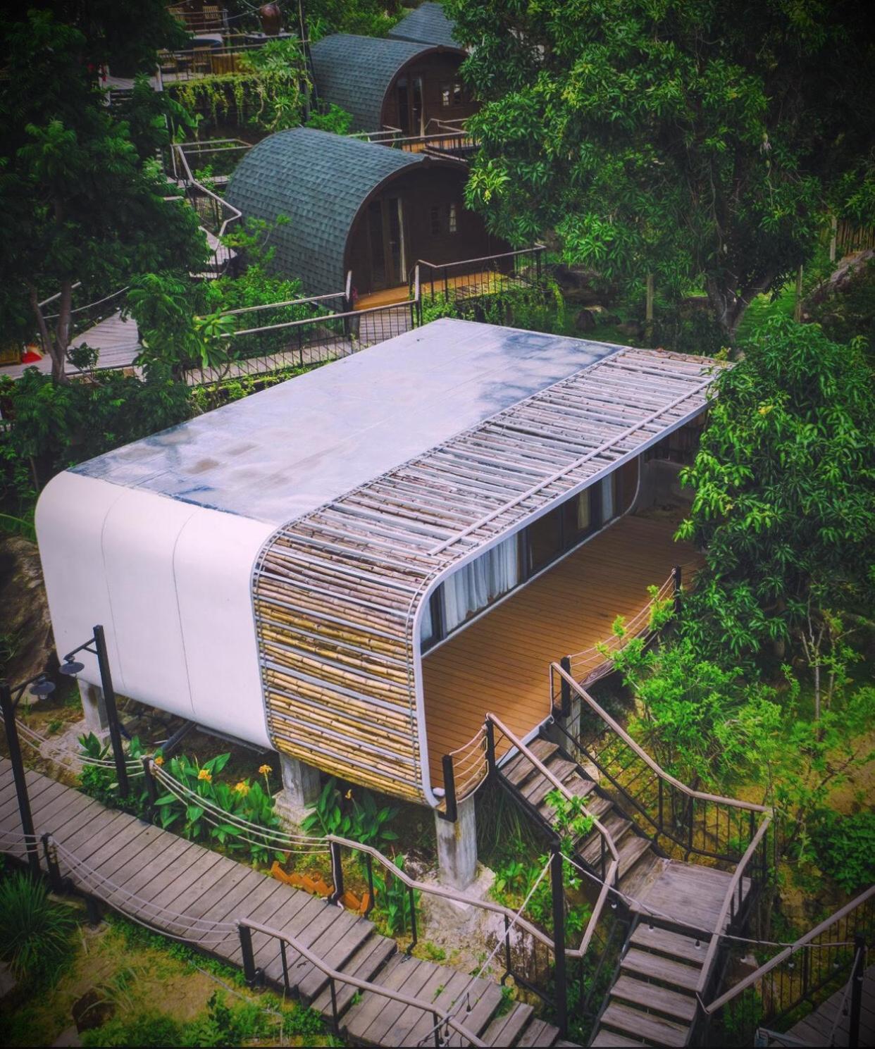 Long Hill Bai Xep & Resort 3*