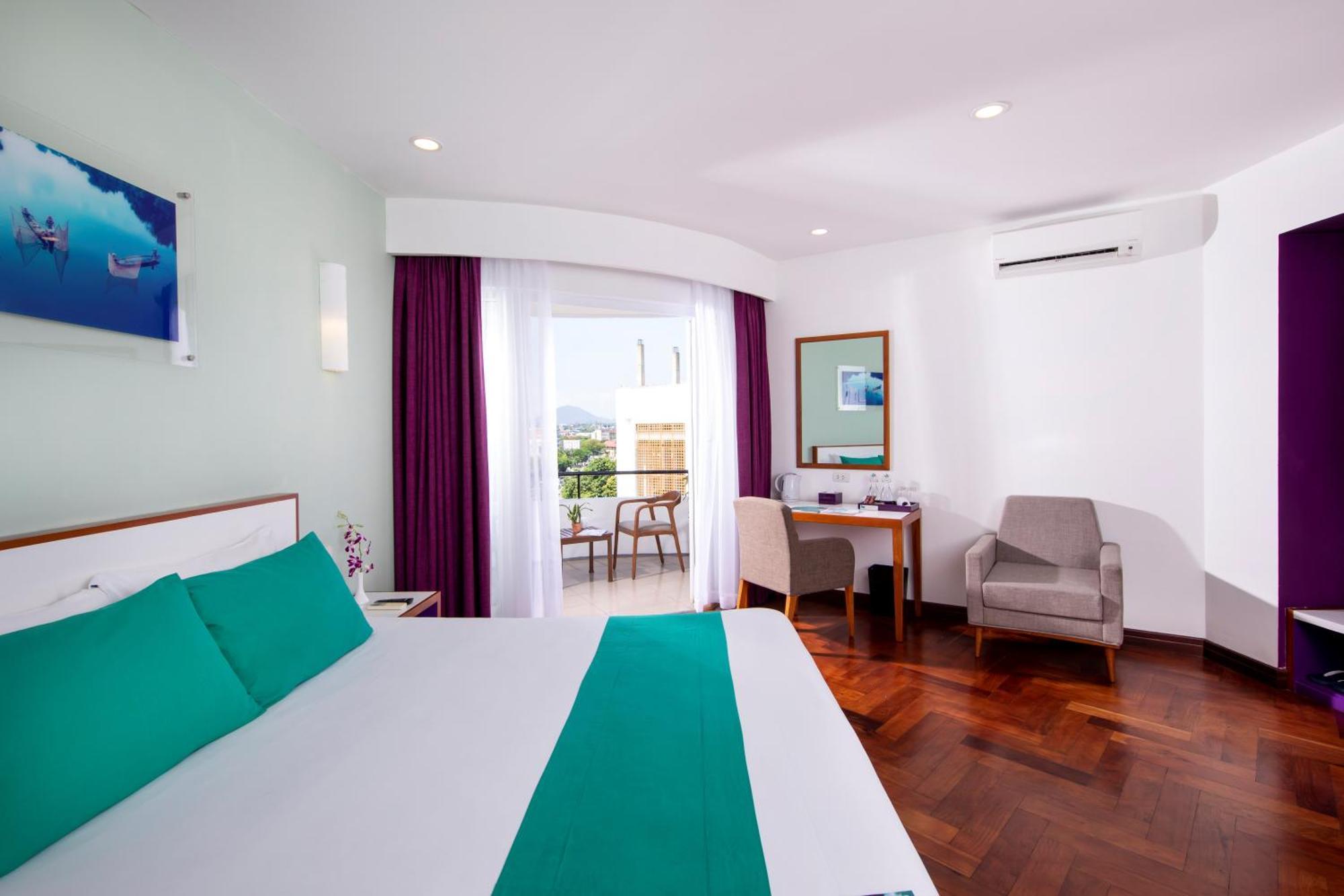 Emm Khách sạn Huế