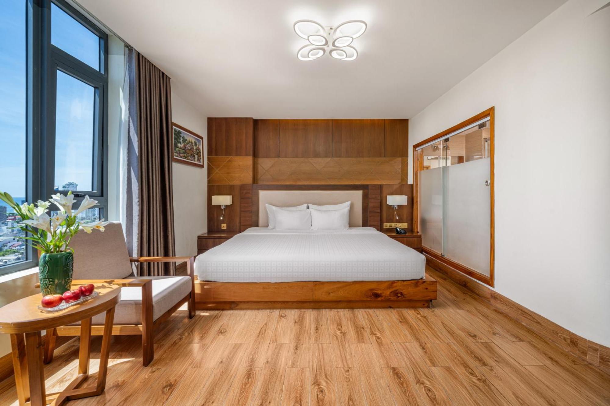 Hotel Nhu Minh Plaza