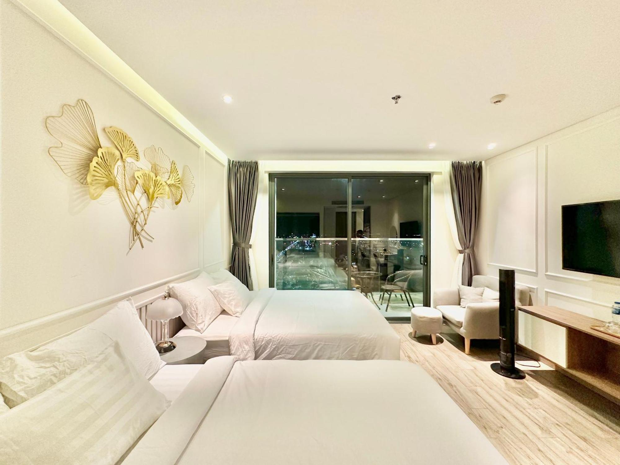 Khách sạn hẻo lánh White House Condotel Phú Yên 3*