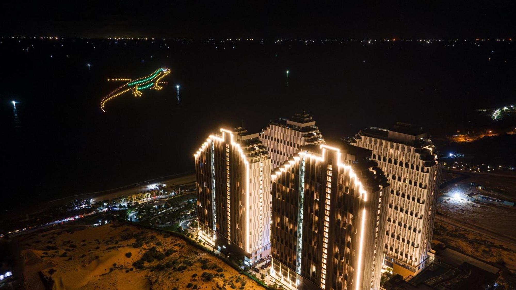 Hotel M Condotel By Mandala Cham Bay & 5*