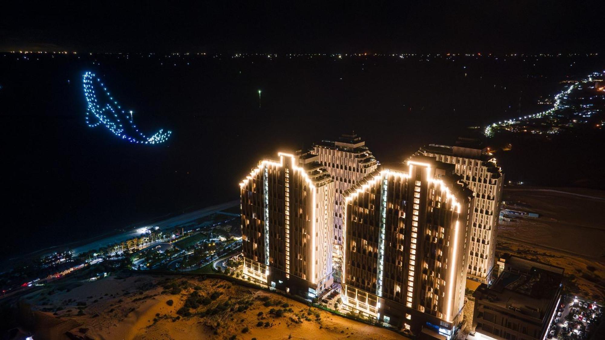 Hotel M Condotel By Mandala Cham Bay &