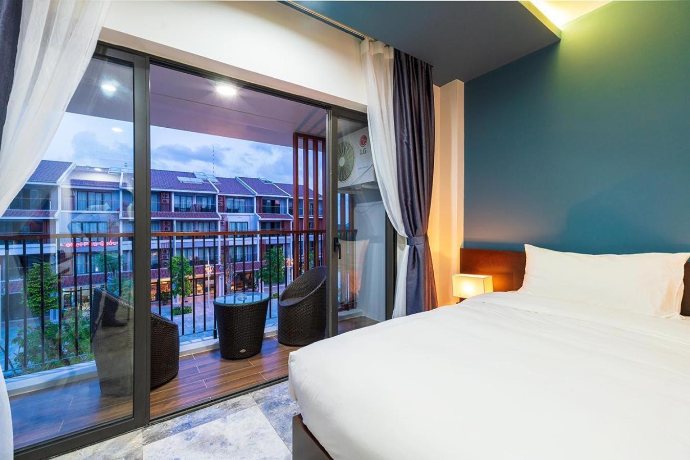 Mojo Boutique Hotel