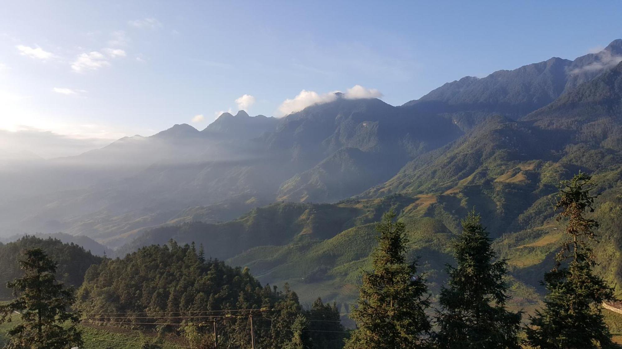 Khách sạn Scenery 2*