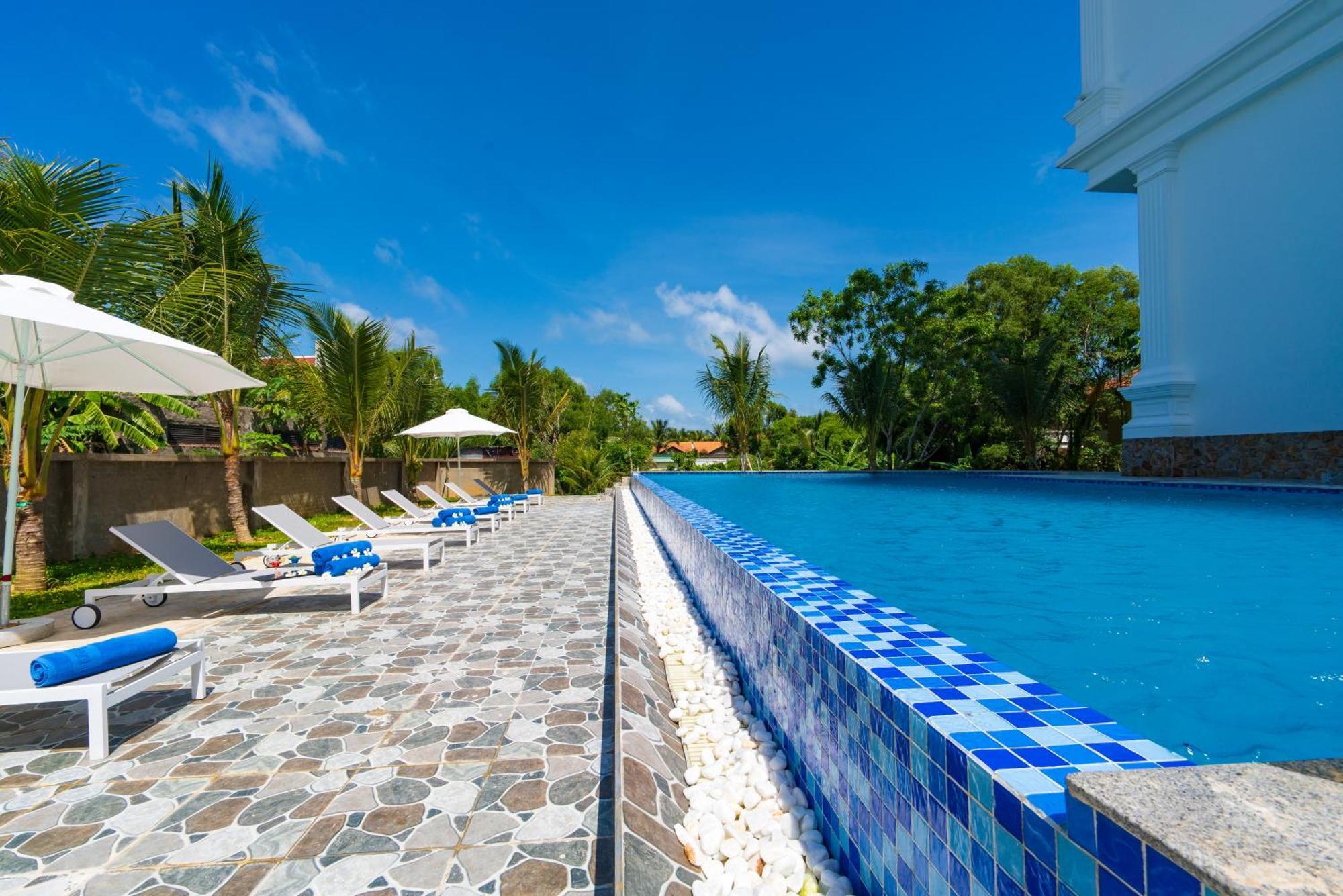 Homestead Seaview 3*