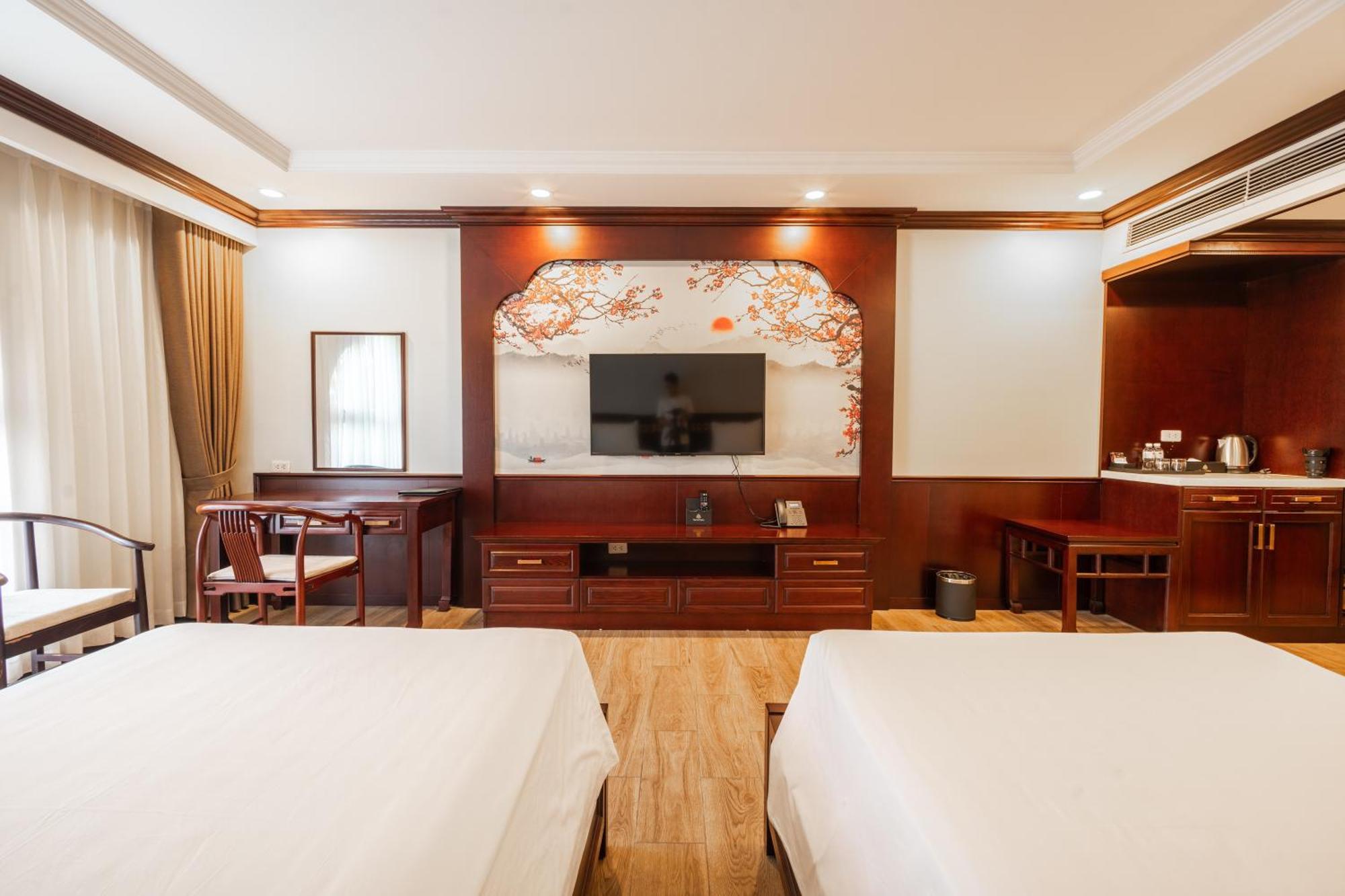 Hotel Tam Chuc Complex