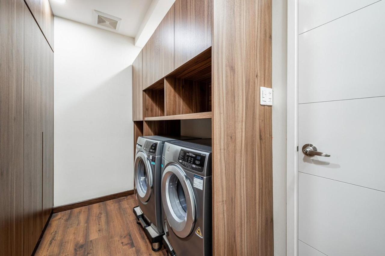 Apartment Modern 2br 12 Center At Terra Royal By Orli