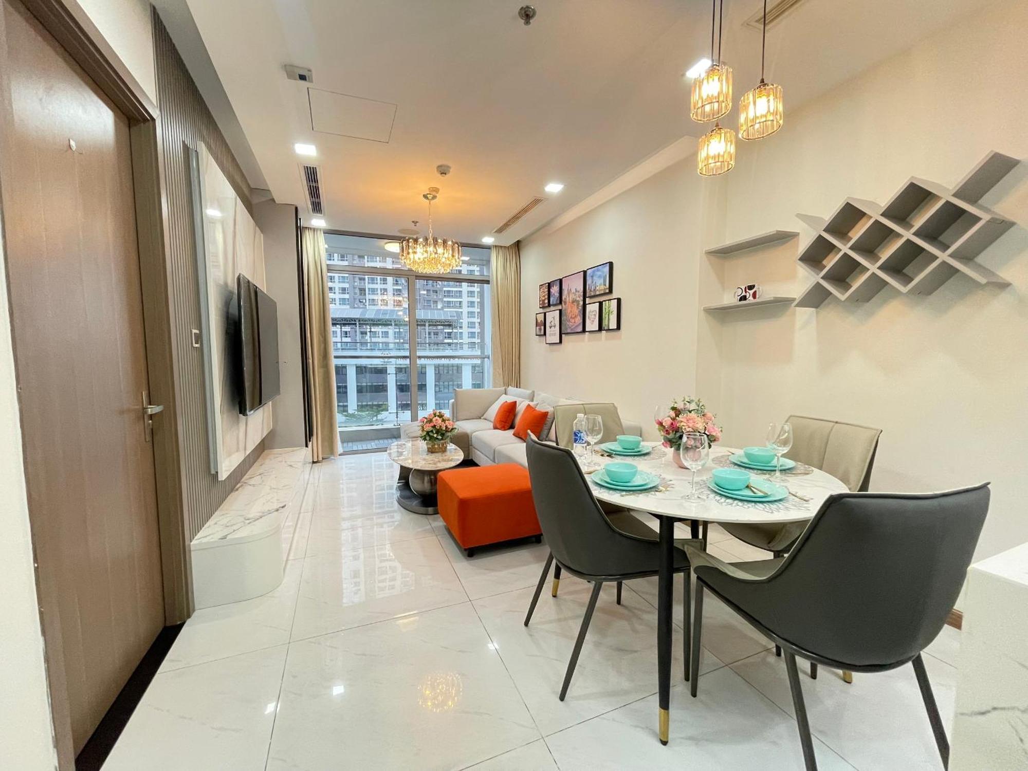 Vinhomes Lux Apartment *