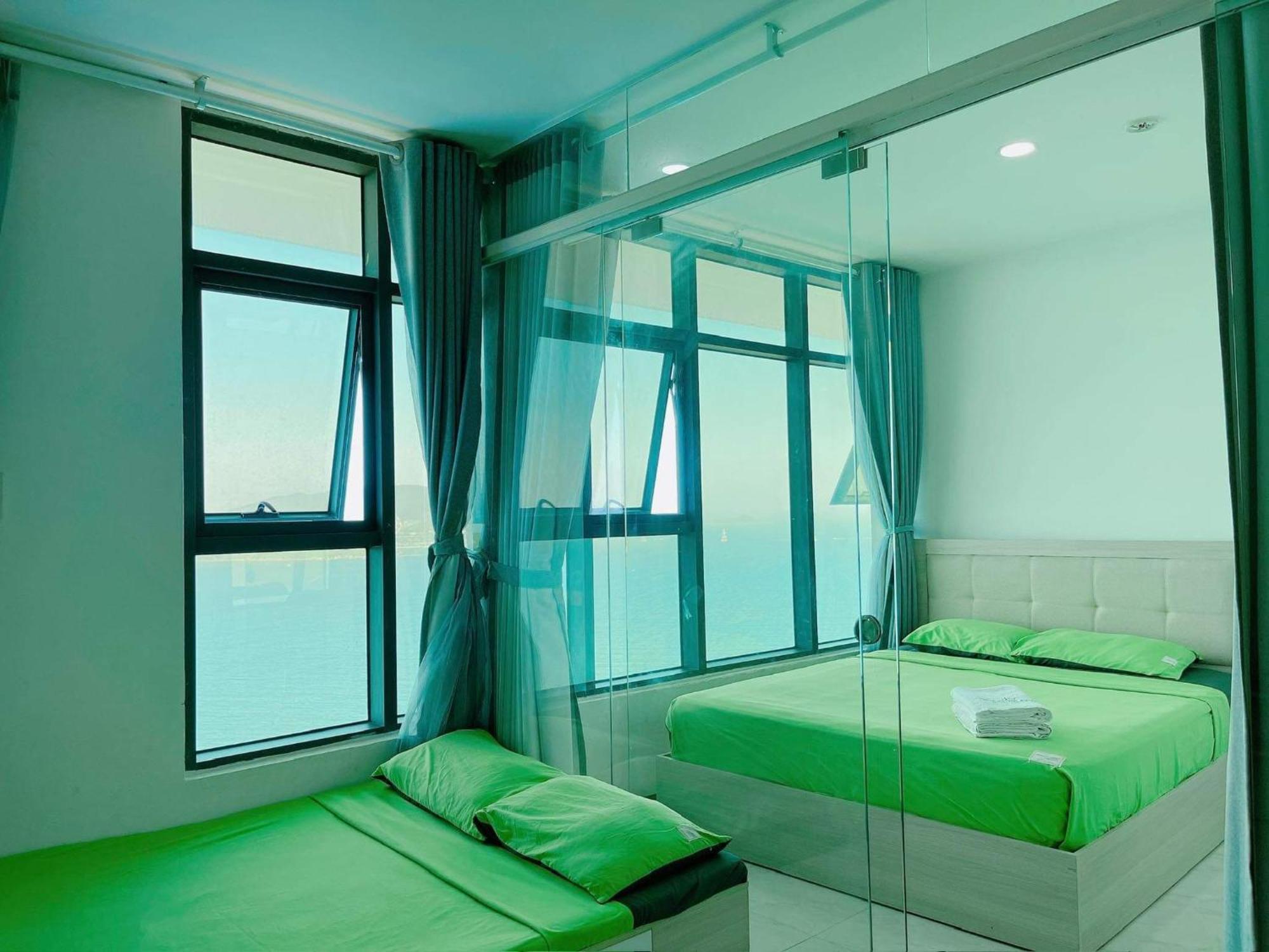 Sunflower Apartment