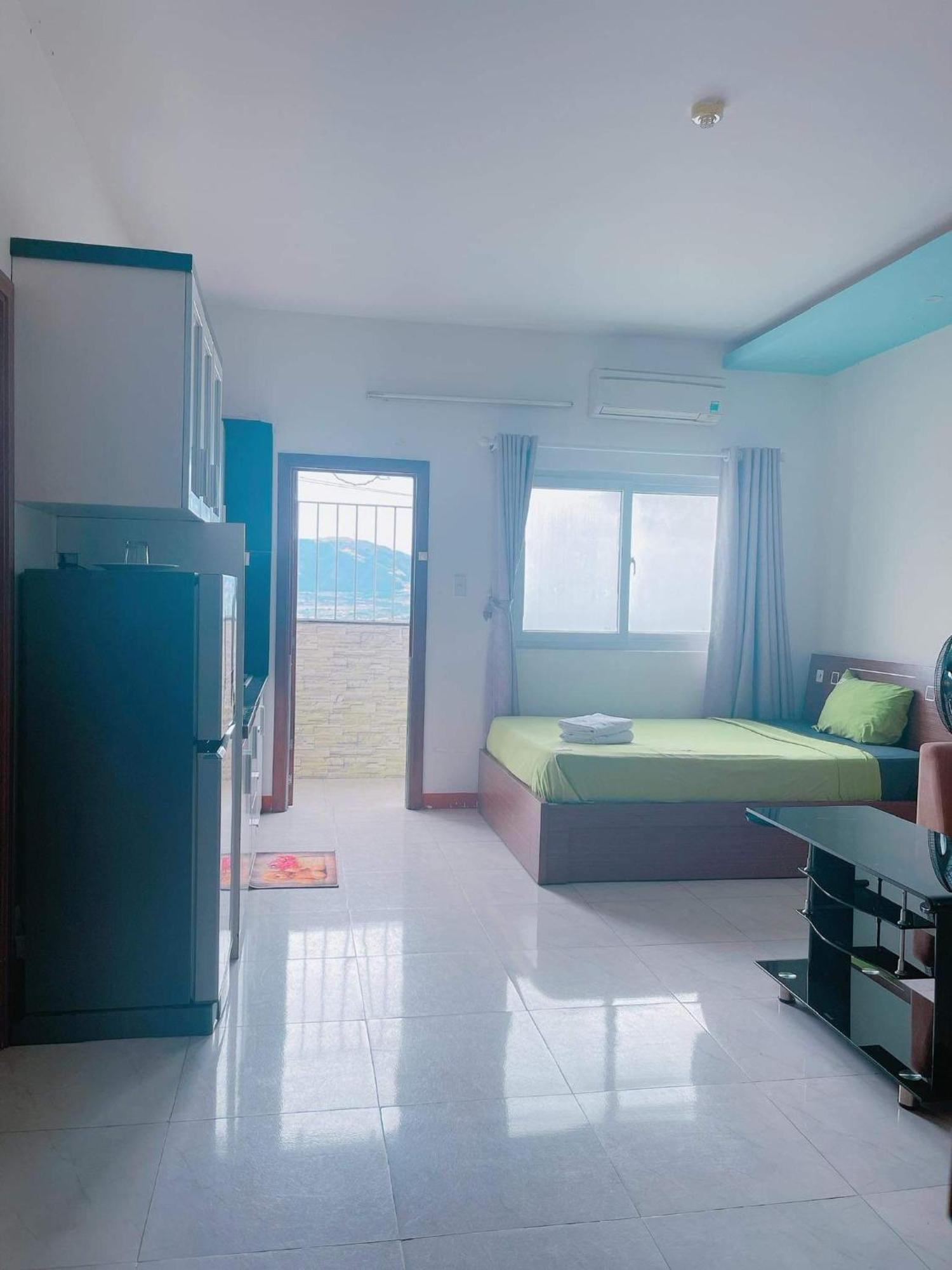 Sunflower Apartment