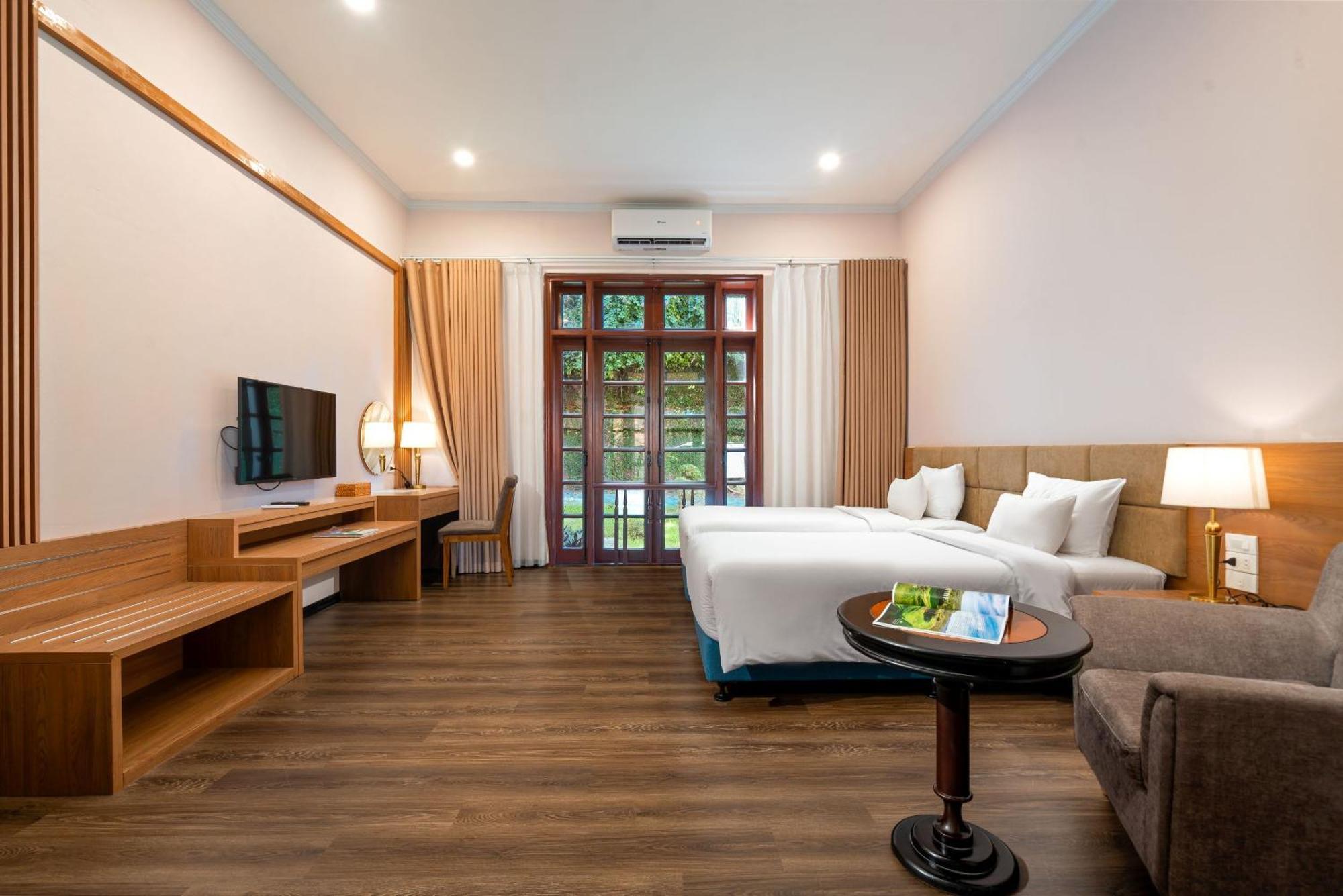 Resort Tuan Chau 4*