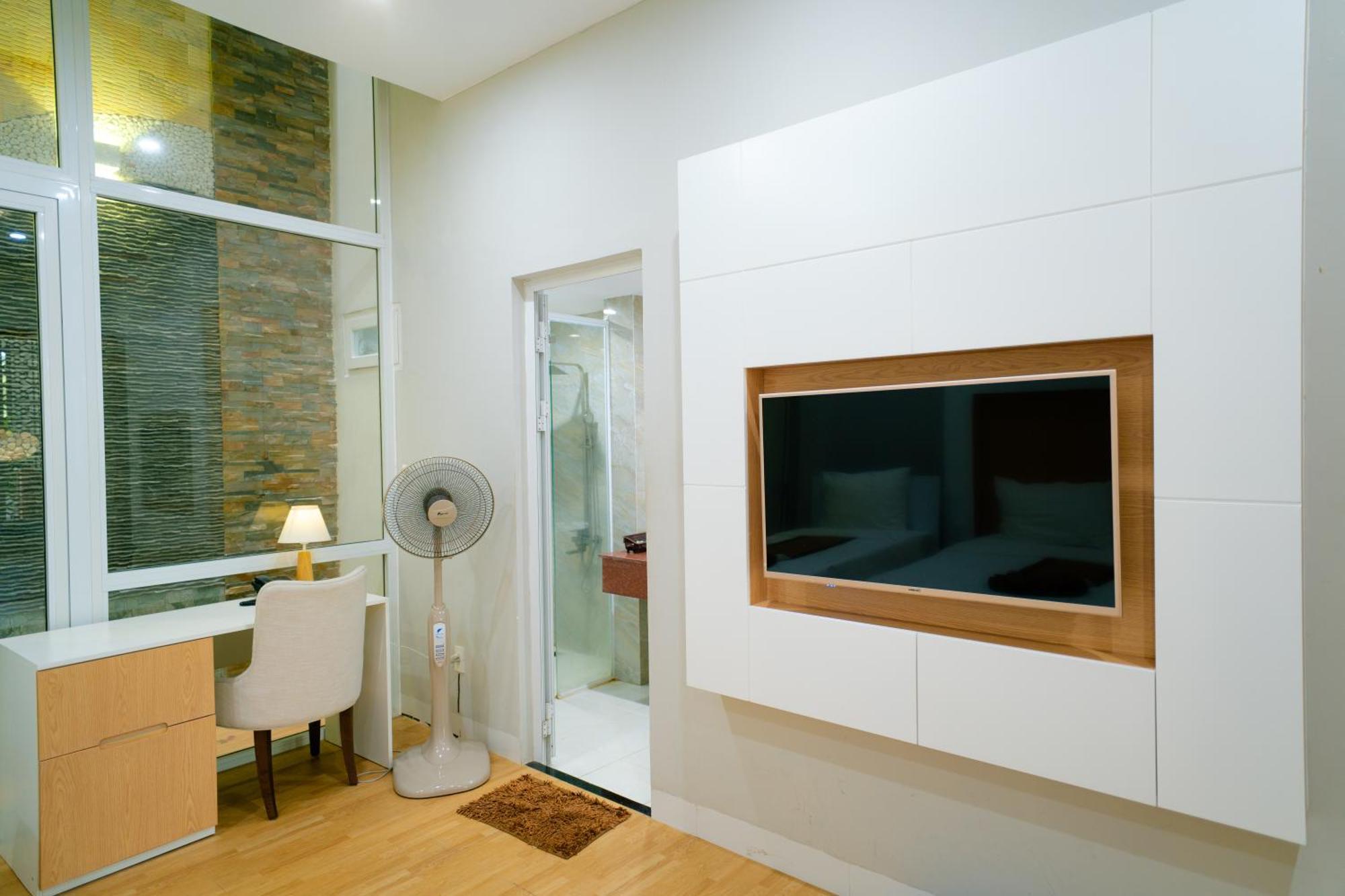 Hotel Khach San Minh Long