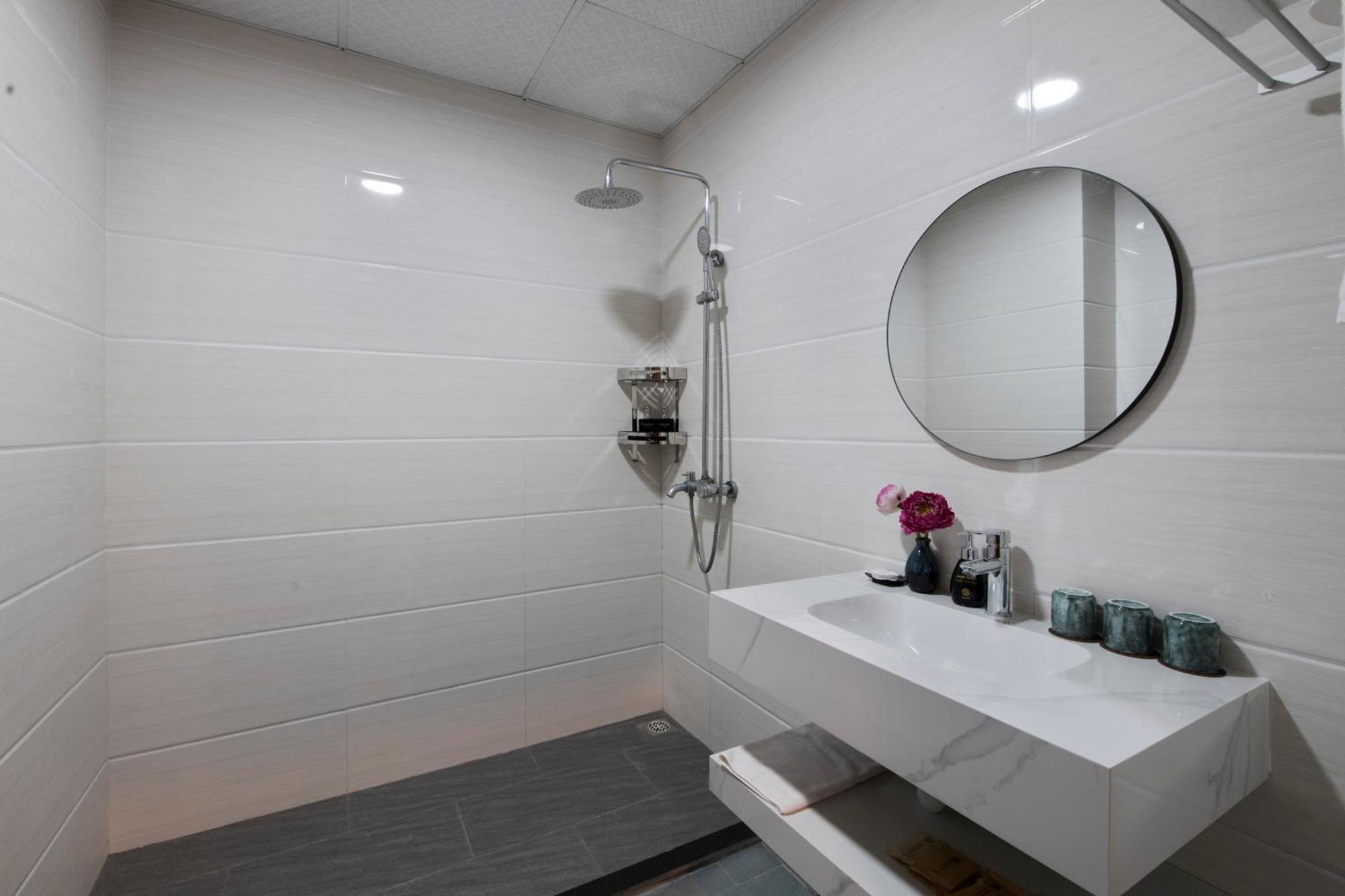 Khách sạn Serenata San De 4*