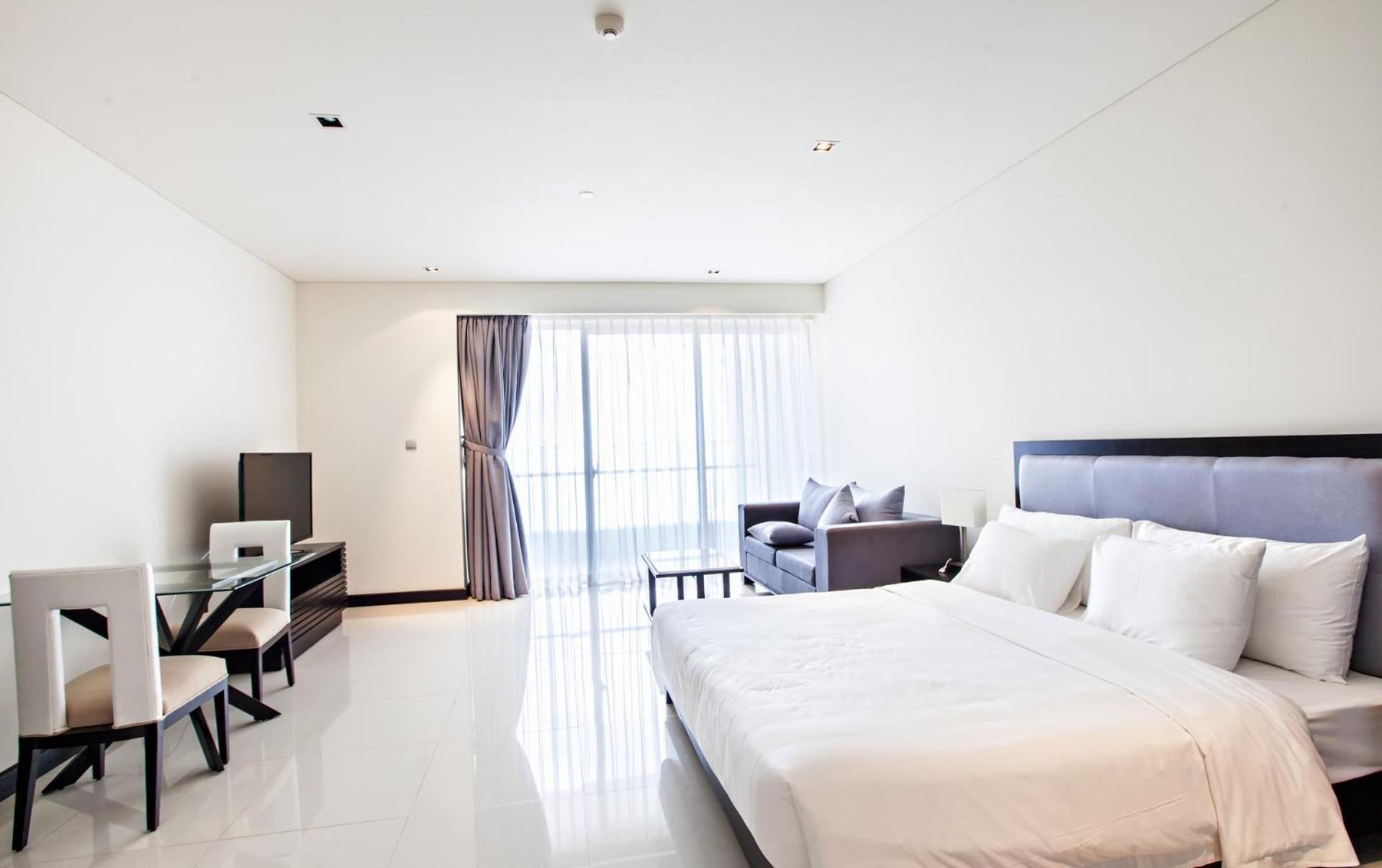 The Costa 5*