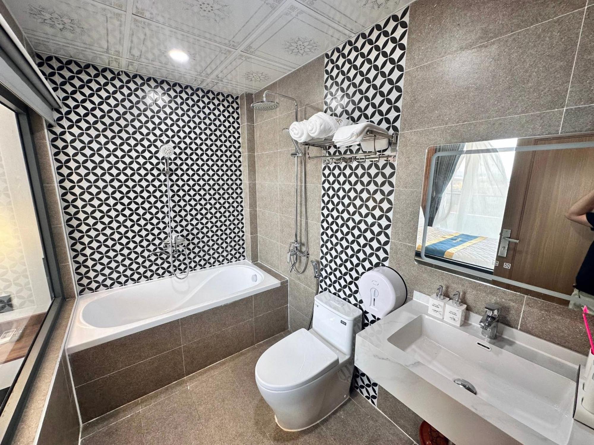 Phi Hung Hotel