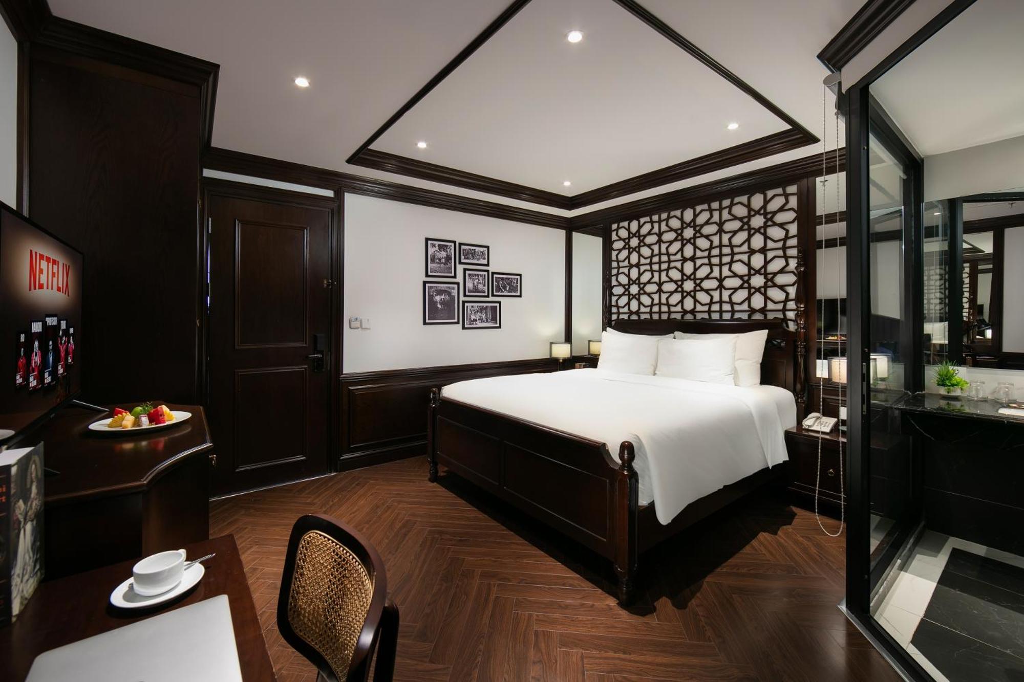 De Crown Hotel Hanoi