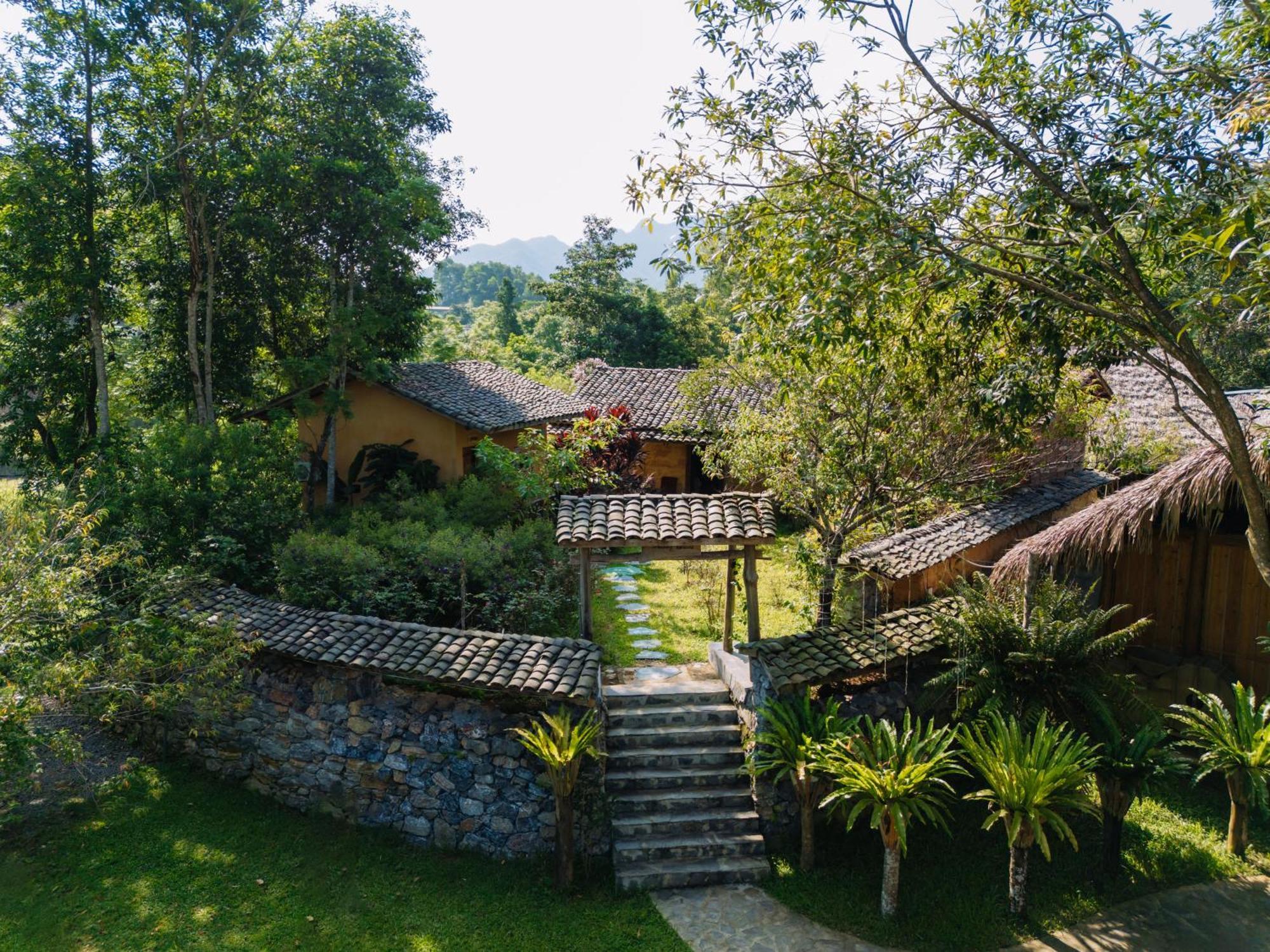 Xanh Retreat - Trekking, Tour, Motorbike