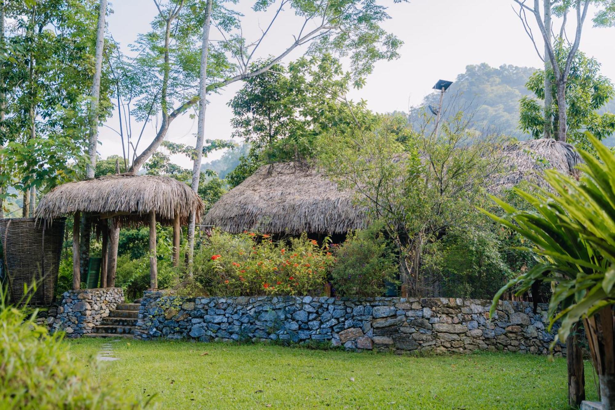 Bed & Breakfast Xanh Retreat - Trekking, Tour, Motorbike *