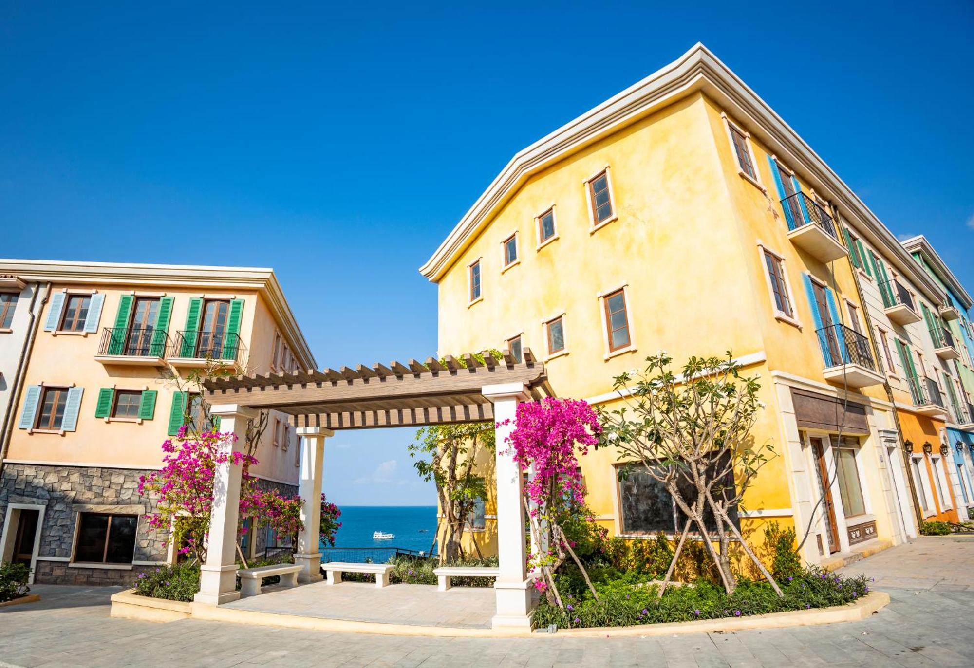 Sunset Bay Retreat Phu Quoc