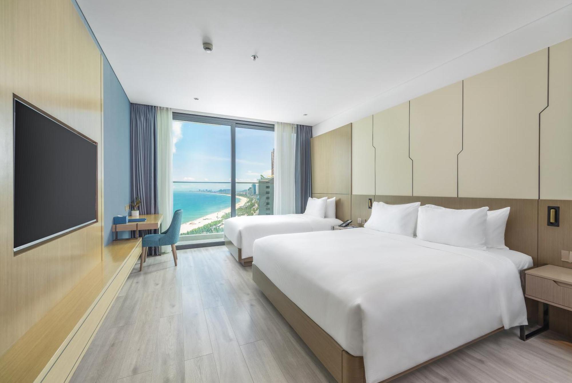 Awaken 5* Da Nang