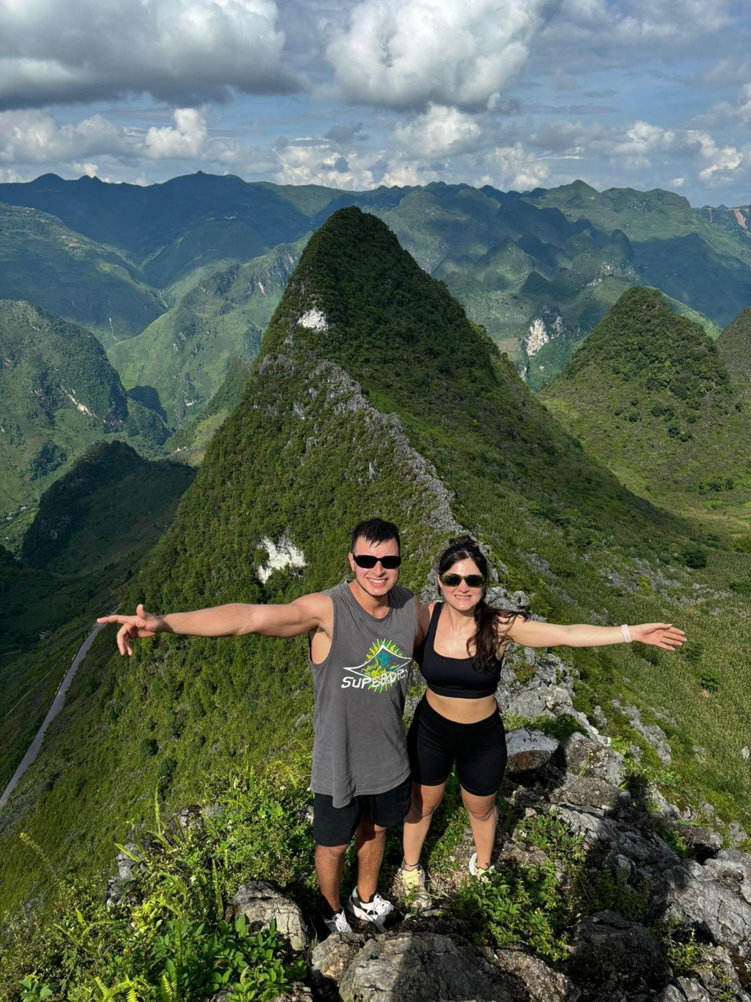 Strawberry House , Tour & Motorbikes Rentel * Ha Giang