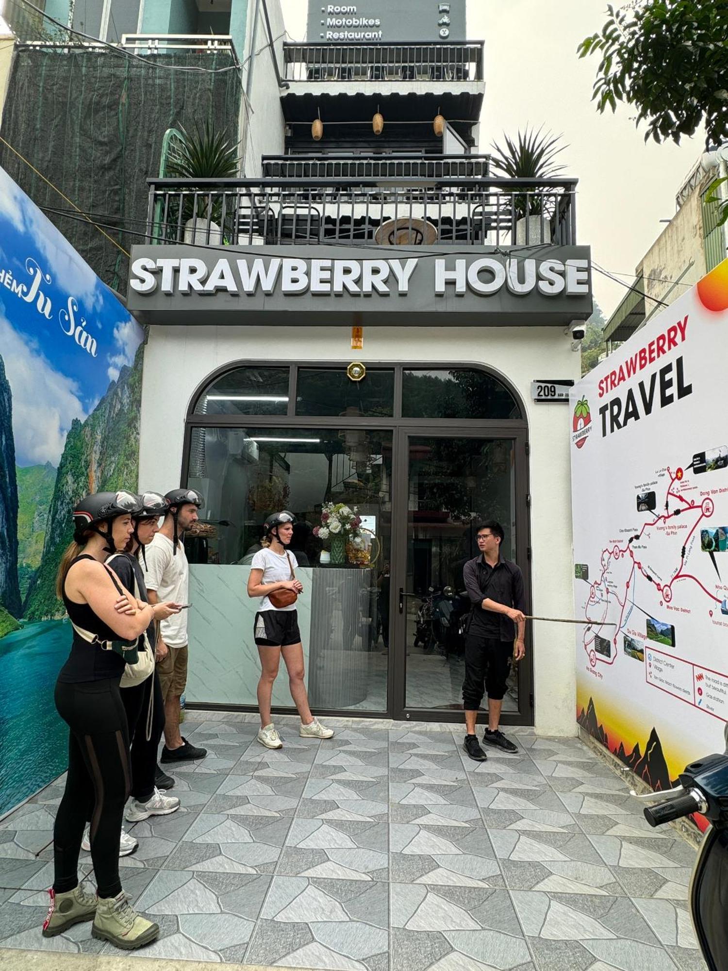 Strawberry House , Tour & Motorbikes Rentel *