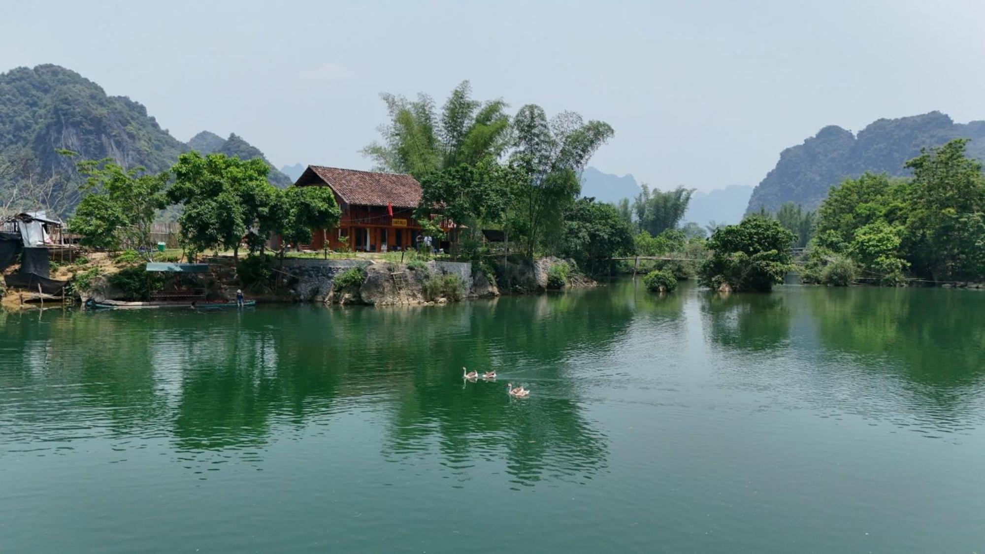 Lan's Thac Ban Gioc Waterfalls Lodge *