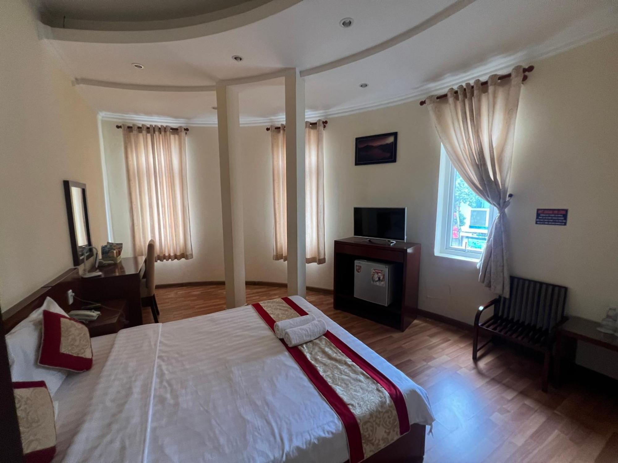 Tho Khách sạn Cần Thơ