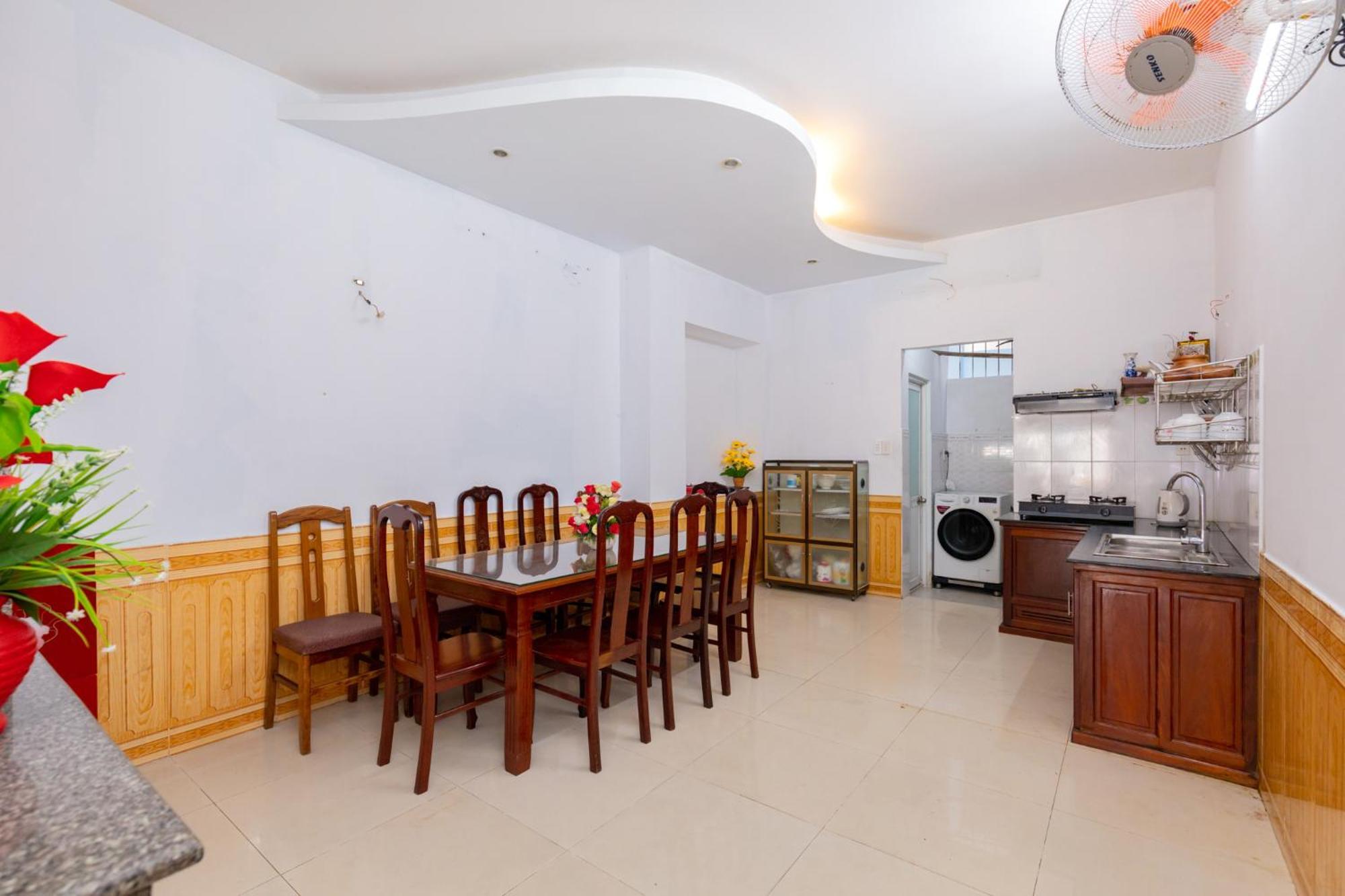 Nha Nghi Truong Phat - Bai Sau Cach Bien 300m *