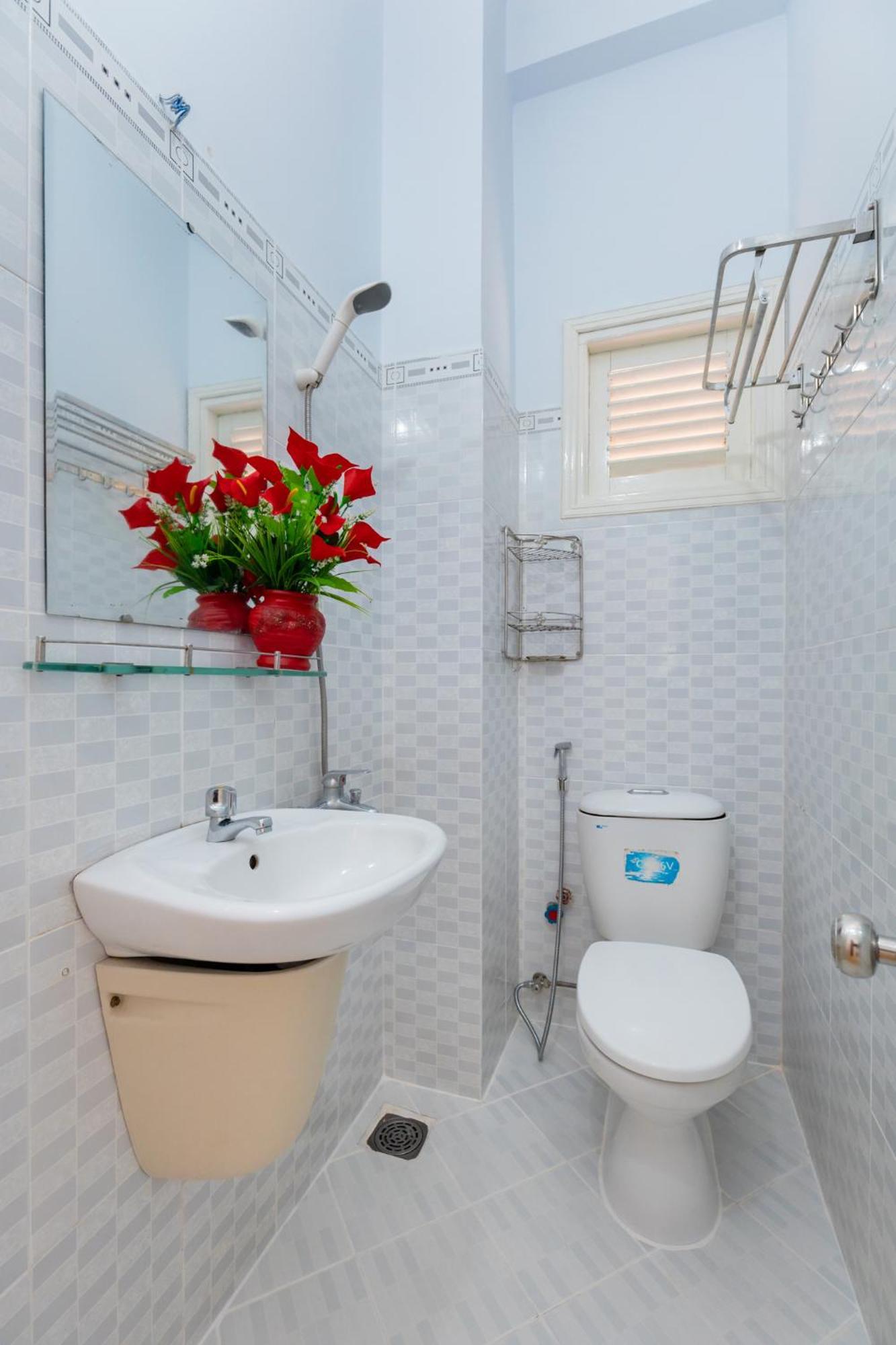 Villa Nha Nghi Truong Phat - Bai Sau Cach Bien 300m