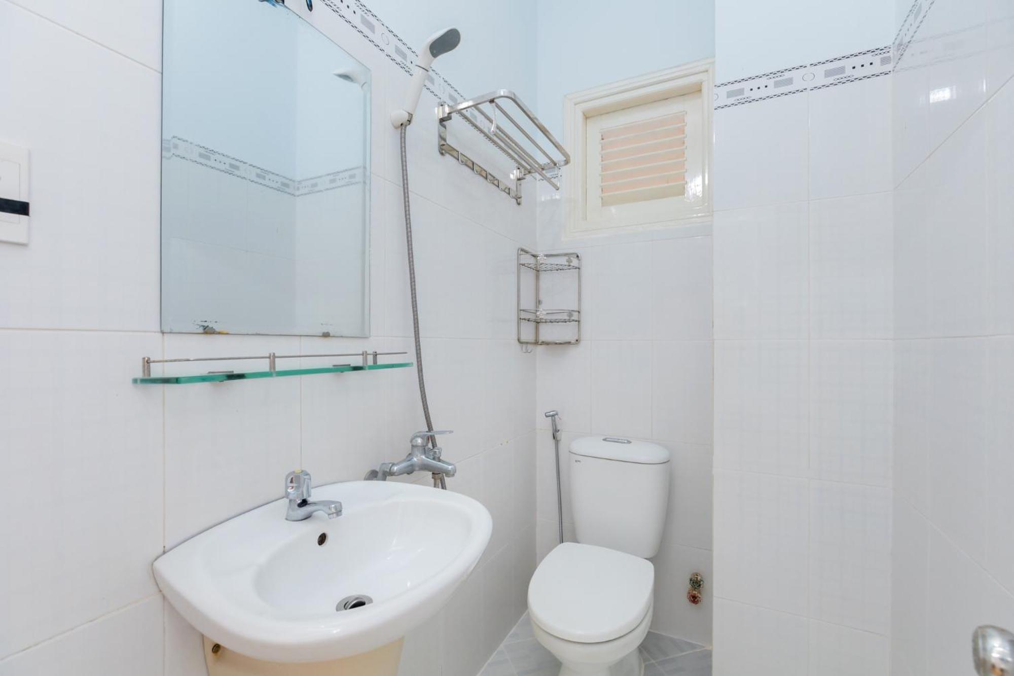 Villa Nha Nghi Truong Phat - Bai Sau Cach Bien 300m