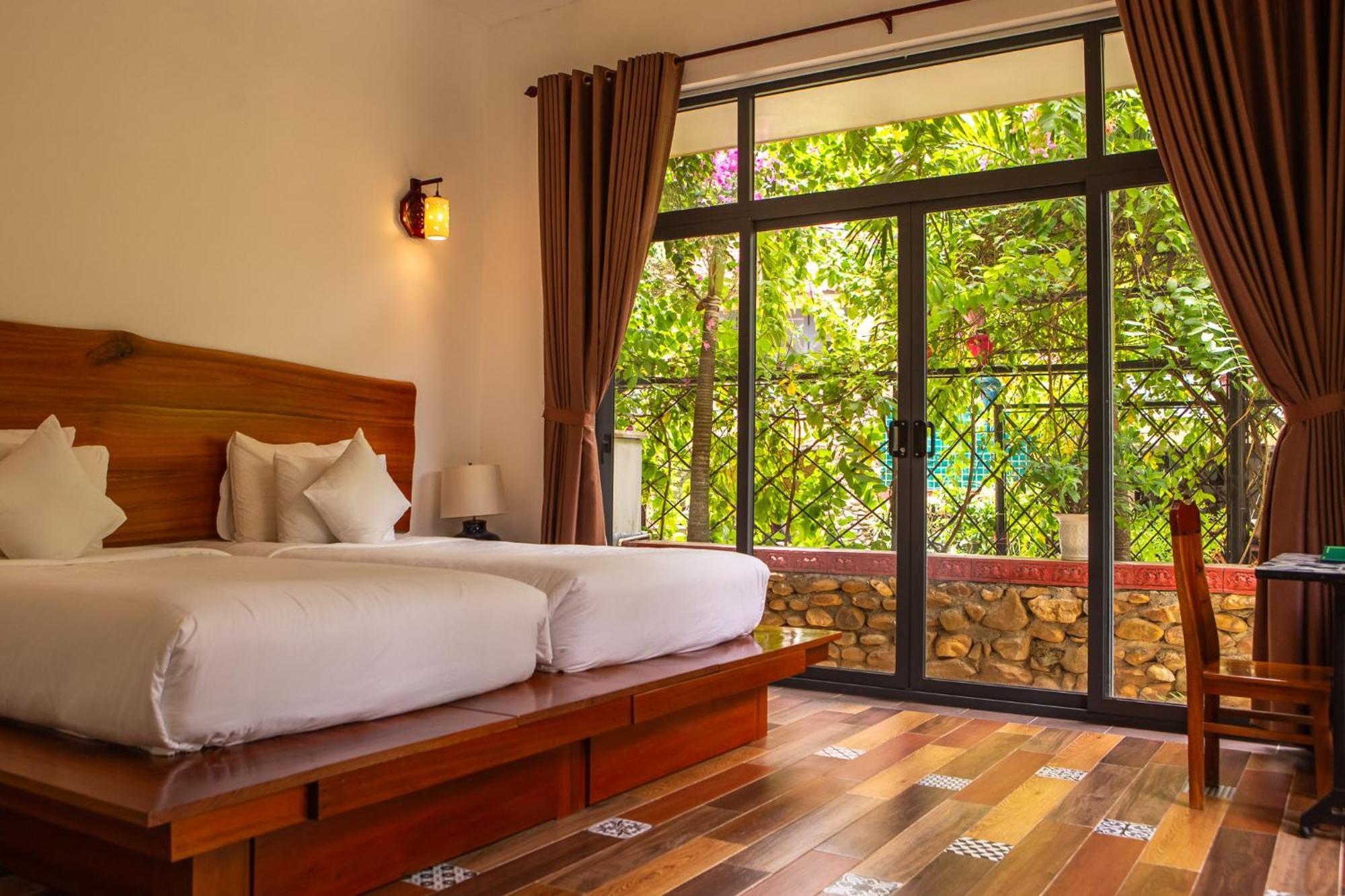 Phong Nha Farmstay Khu nghỉ mát *