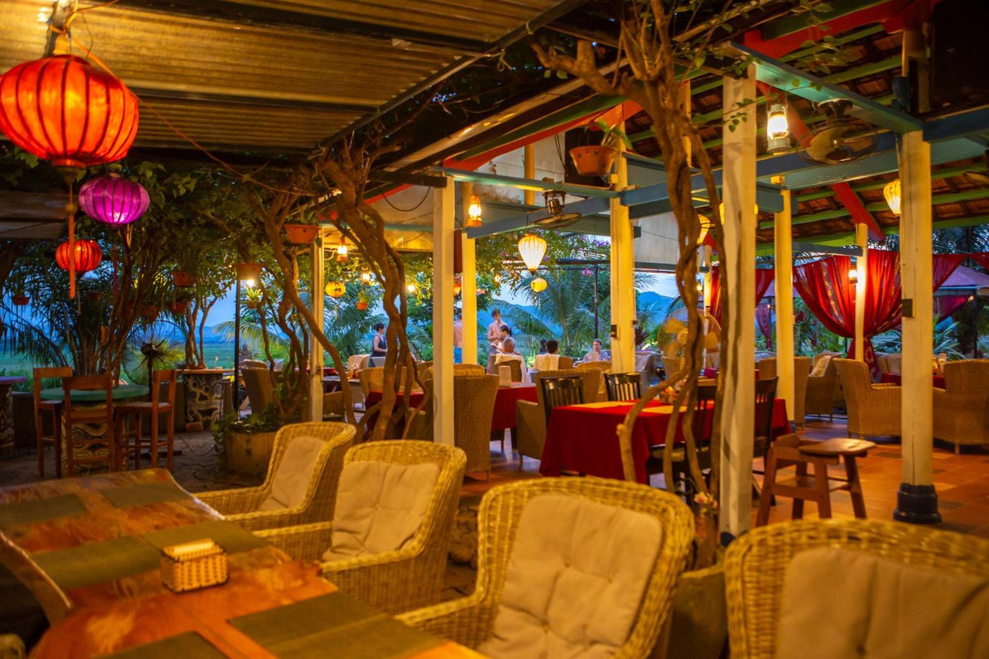 Phong Nha Farmstay Khu nghỉ mát