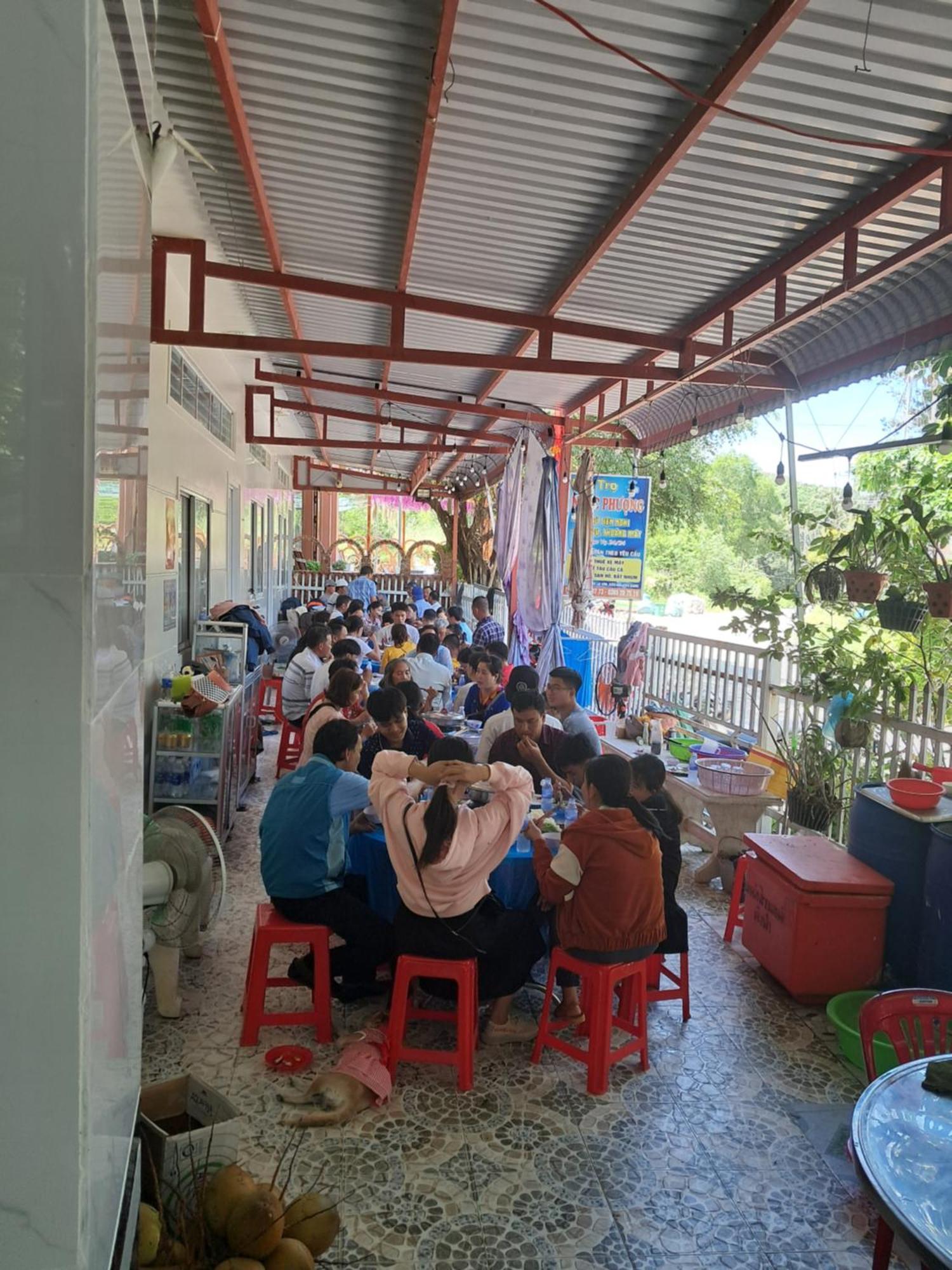 Hotel Nhà Nghỉ Ngọc Phuọng Hon Son Lai Son