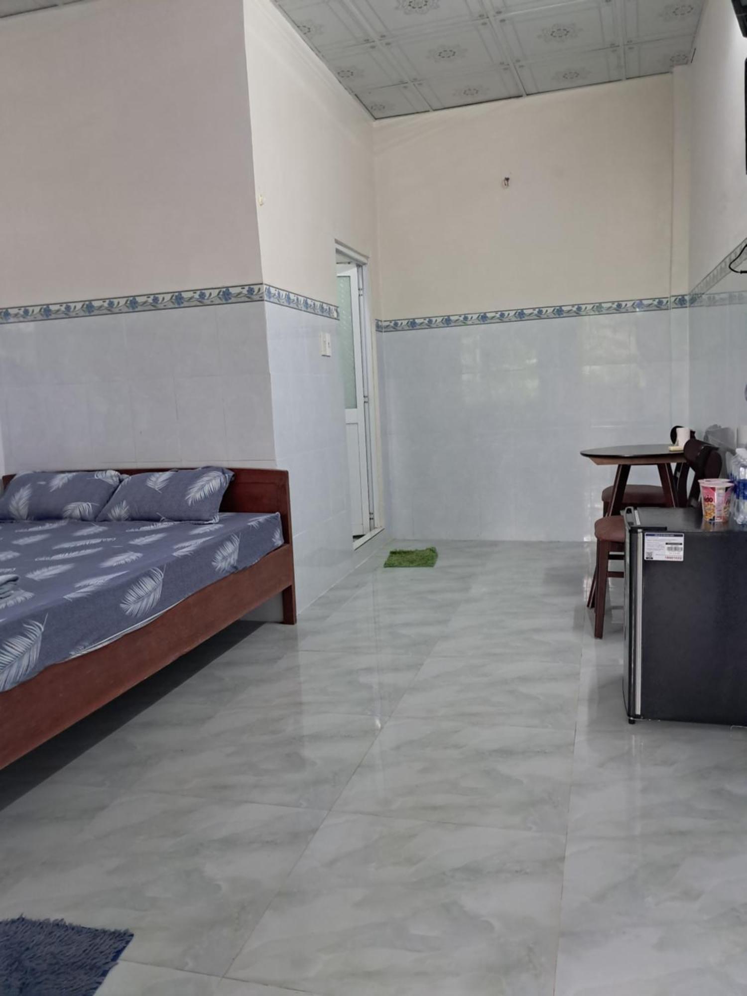Nhà Nghỉ Ngọc Phuọng Hon Son 2* Lai Son