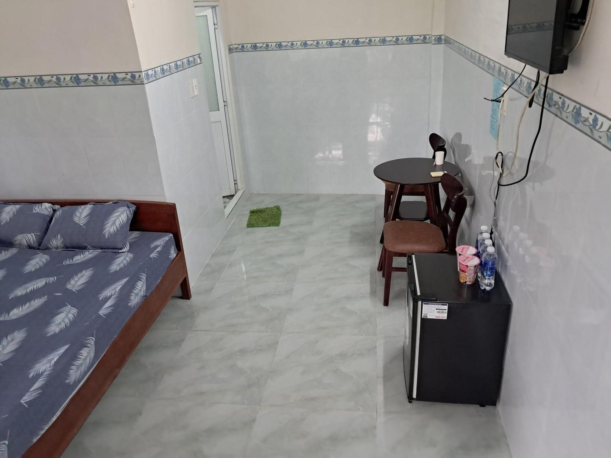 Nhà Nghỉ Ngọc Phuọng Hon Son Hotel 2*